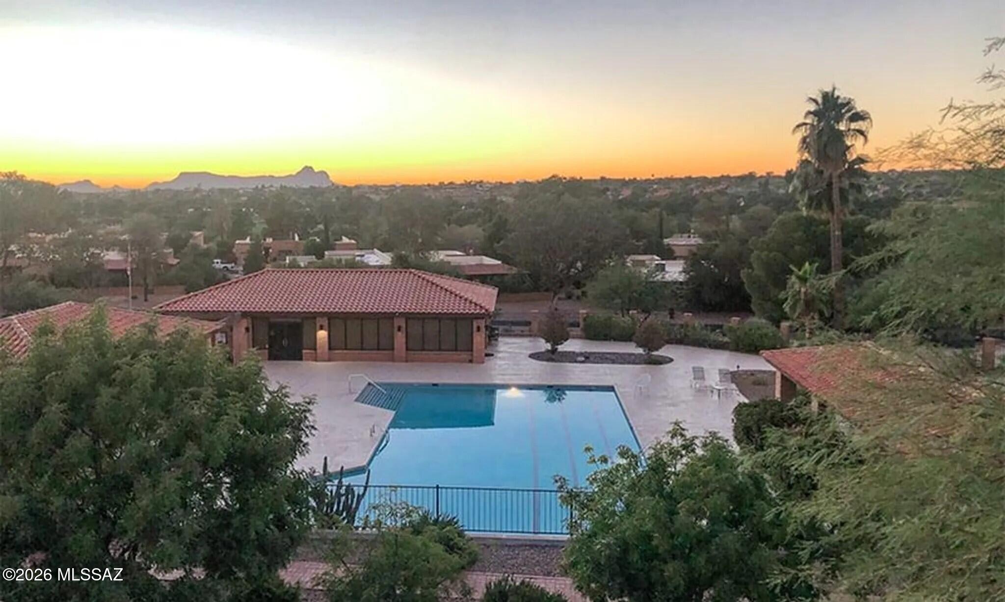 8641 N Candlewood Loop