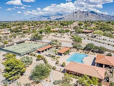 8641 N Candlewood Loop