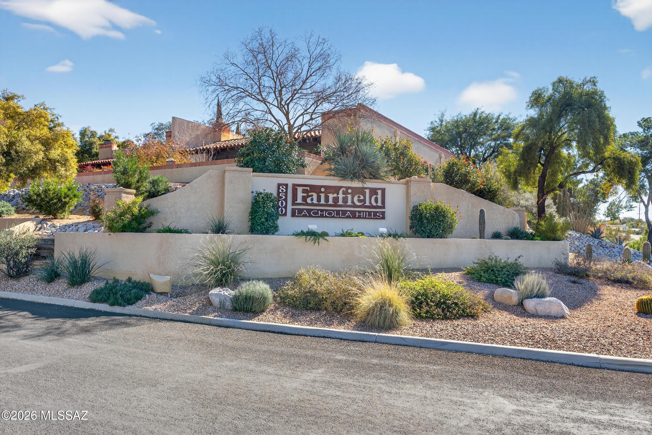 8641 N Candlewood Loop