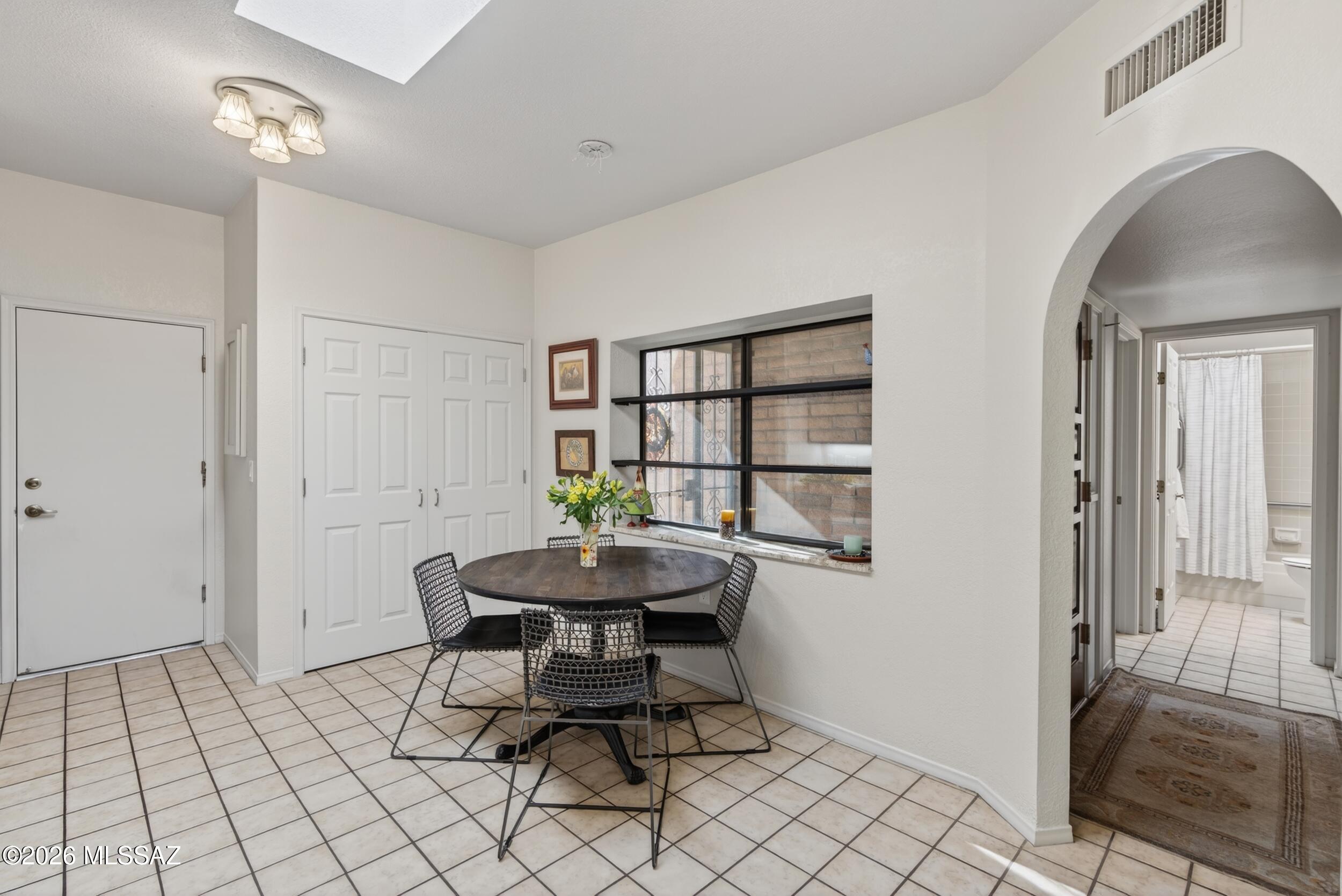 8641 N Candlewood Loop