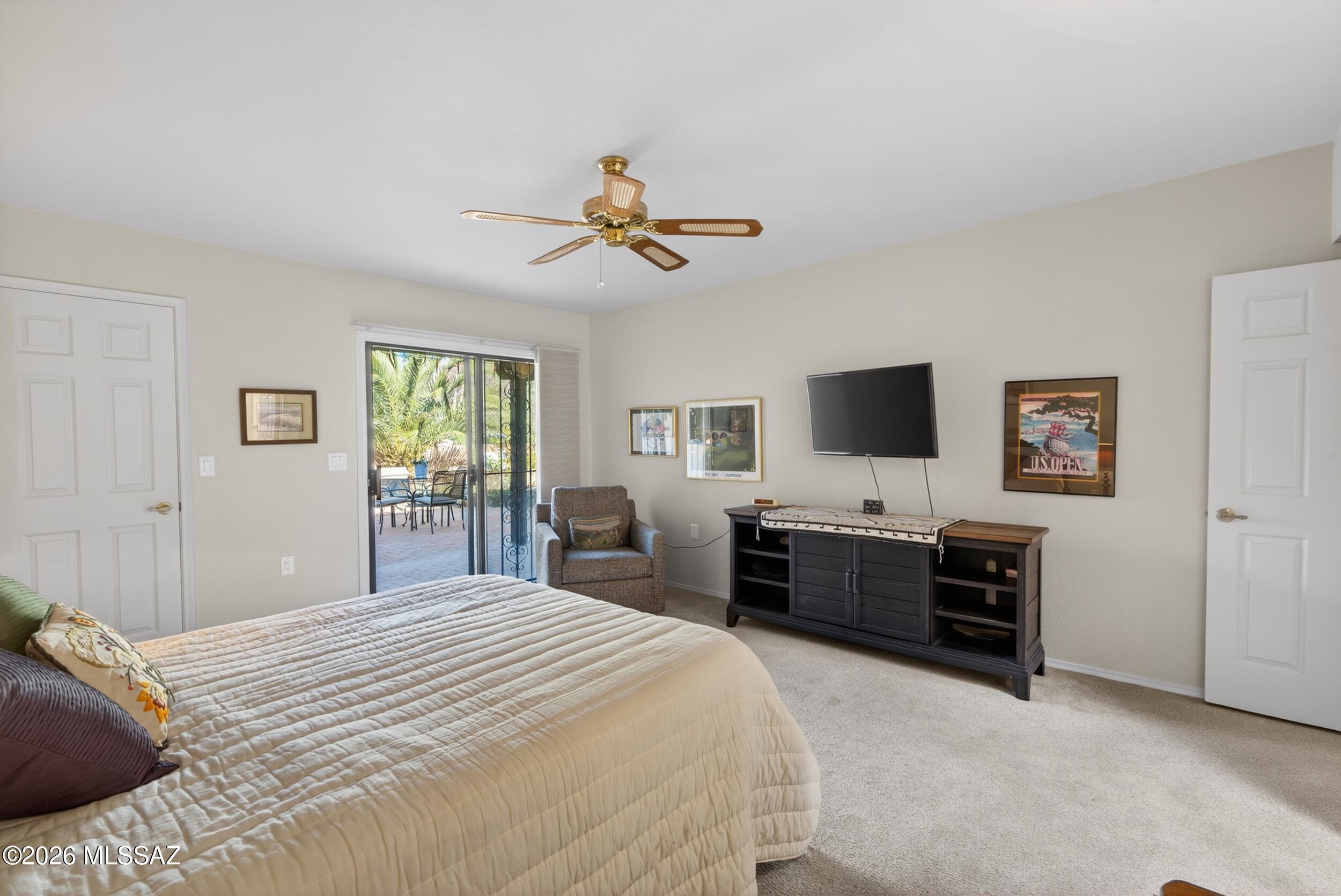 8641 N Candlewood Loop