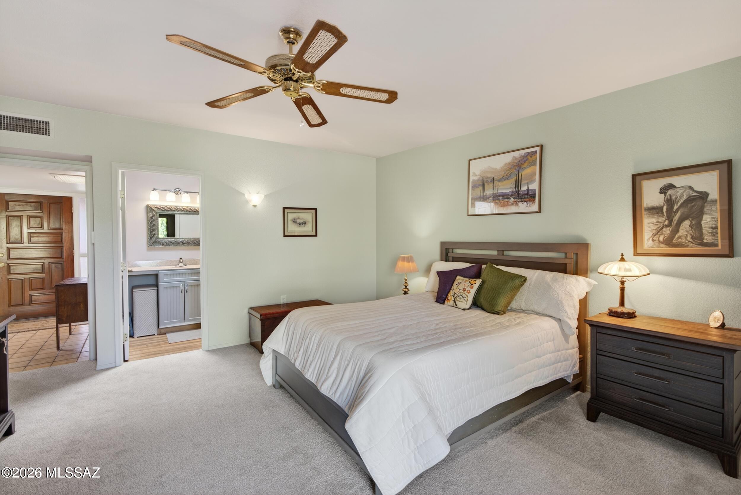 8641 N Candlewood Loop
