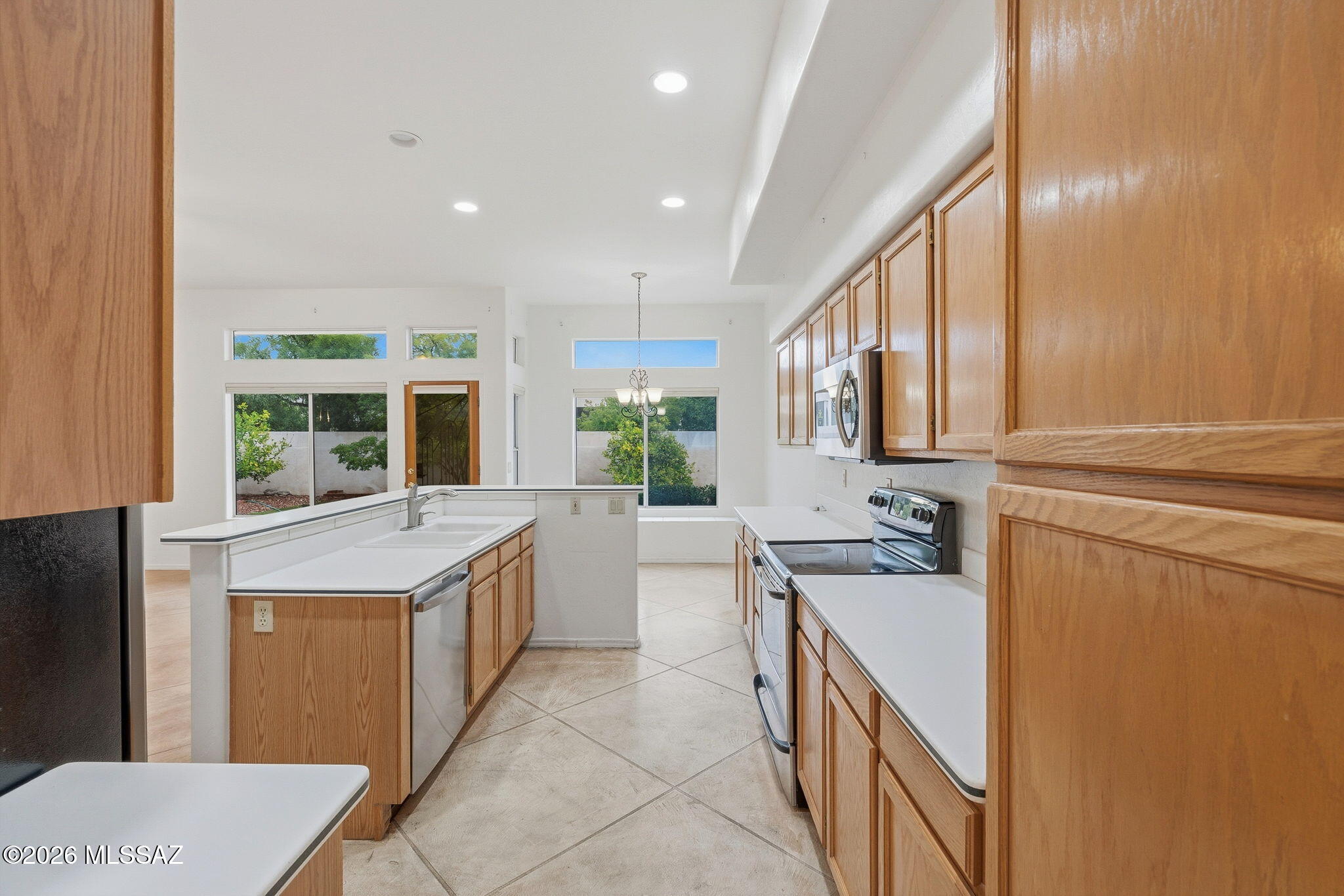 405 E Potters Wheel Court