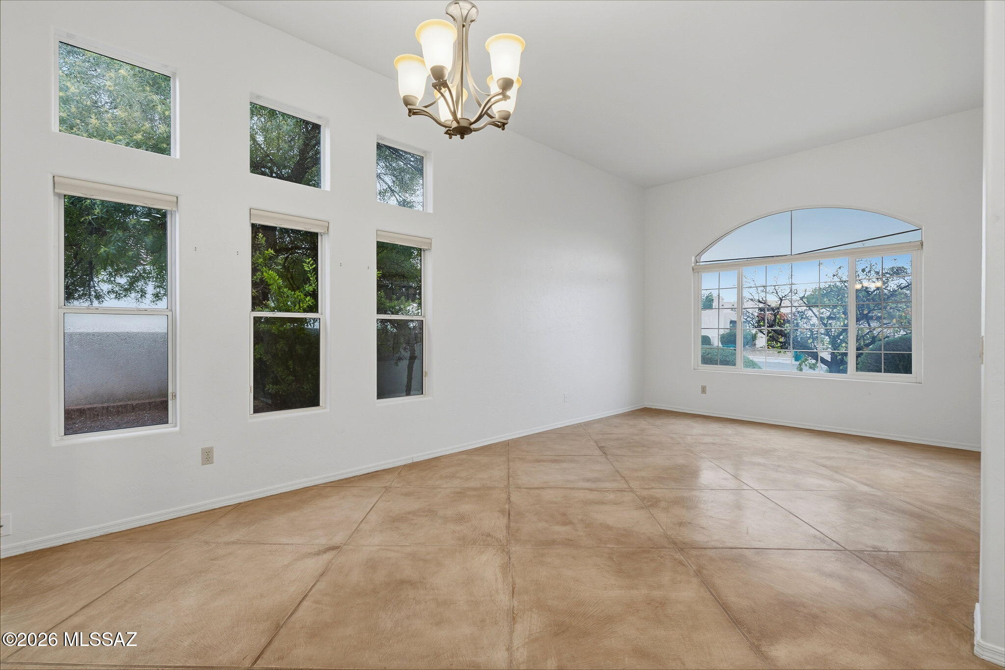 405 E Potters Wheel Court