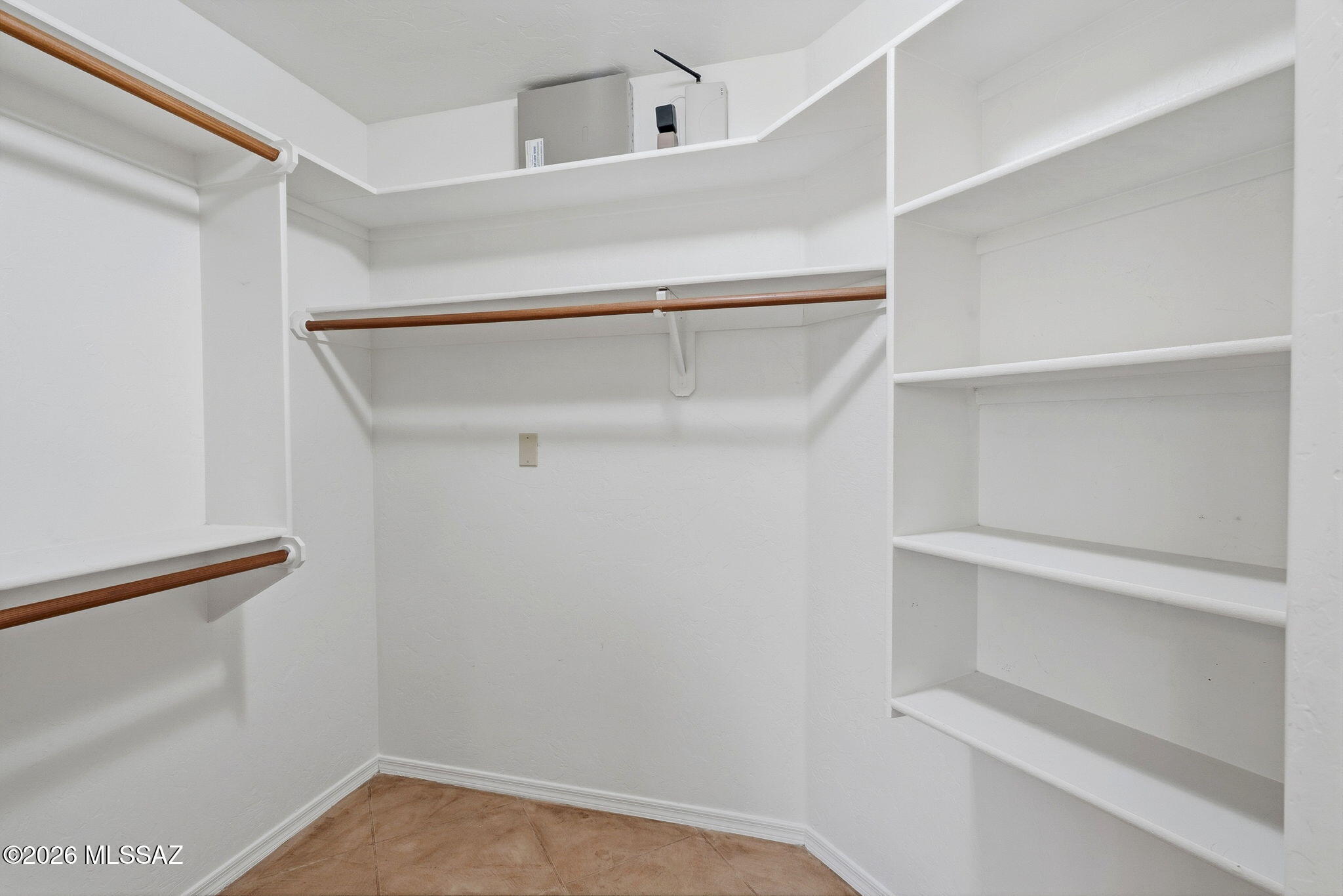 405 E Potters Wheel Court