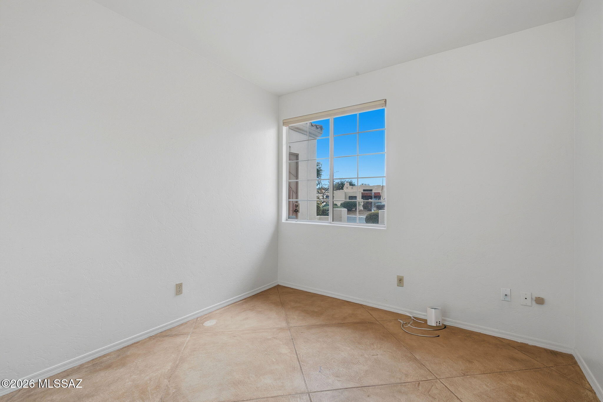 405 E Potters Wheel Court