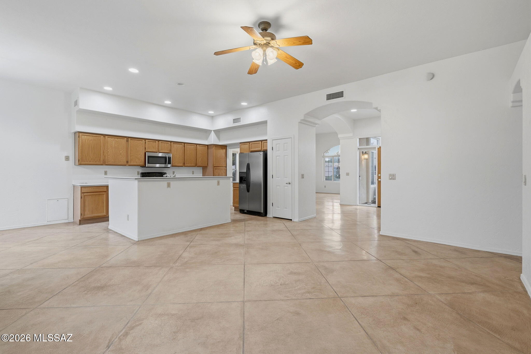 405 E Potters Wheel Court