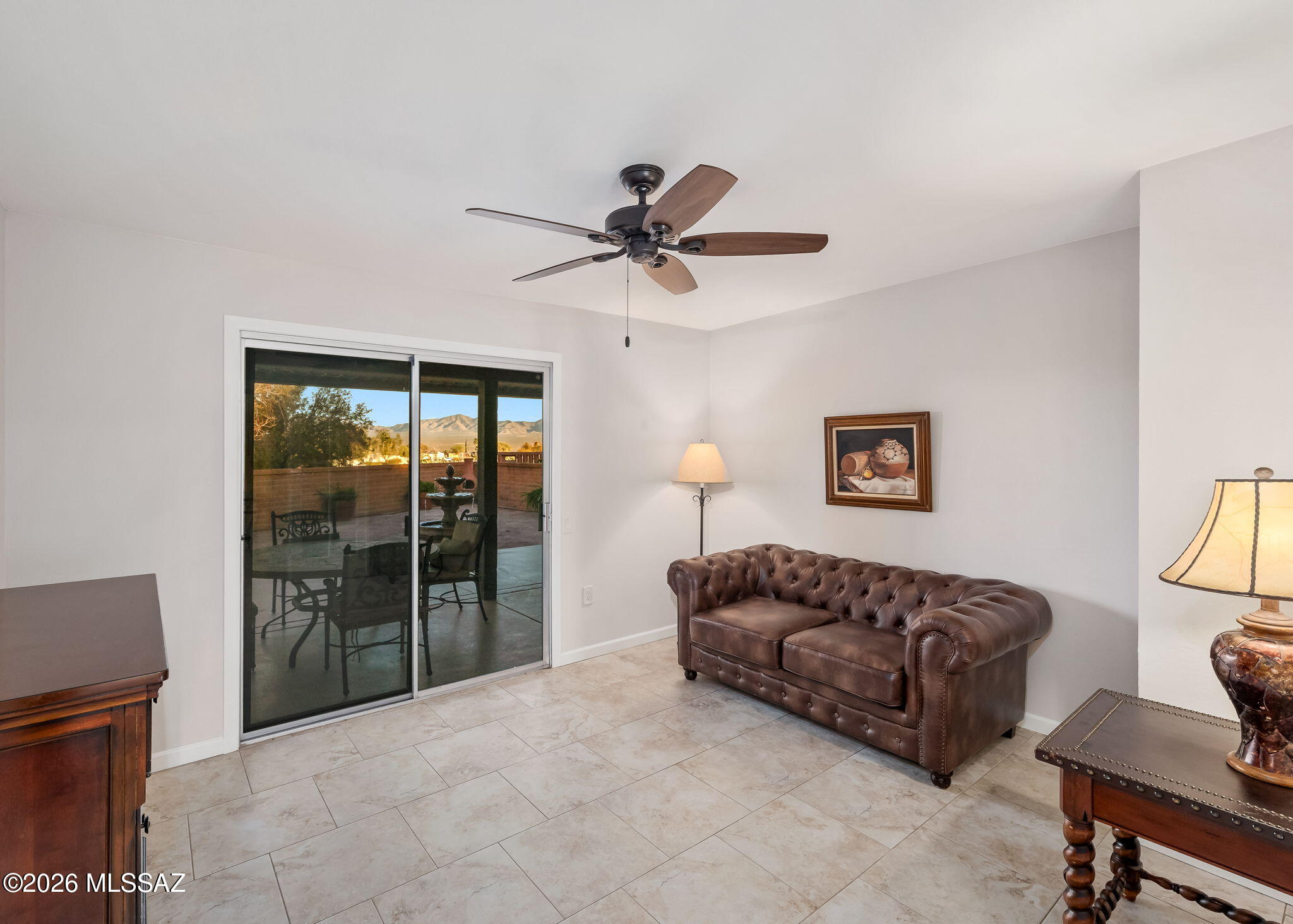 2742 S Via Del Bac