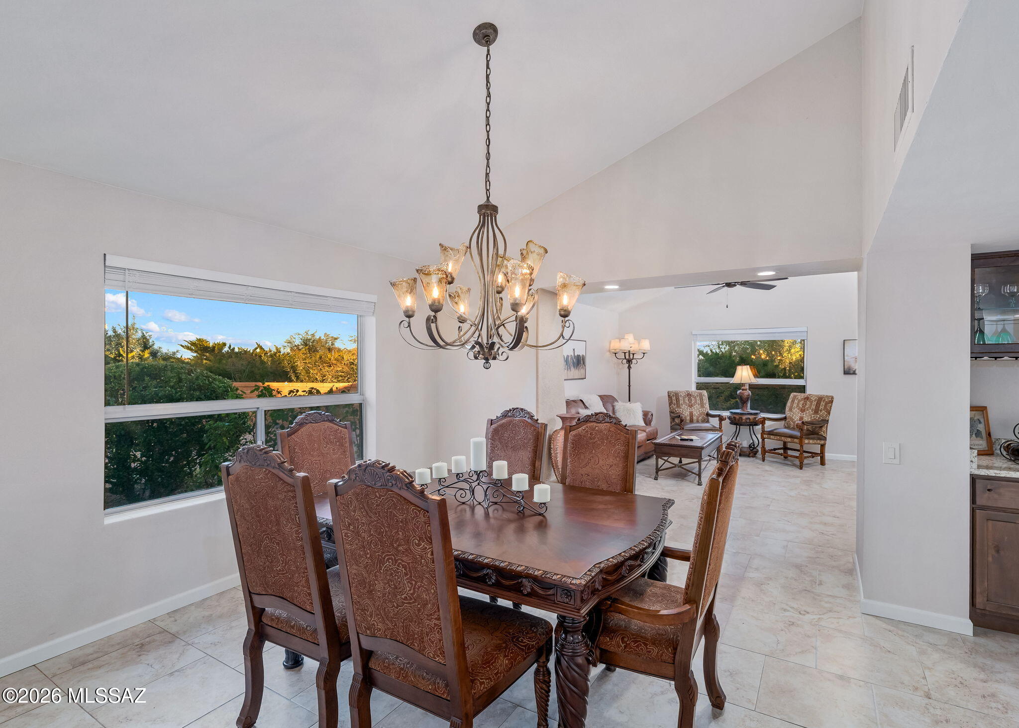 2742 S Via Del Bac