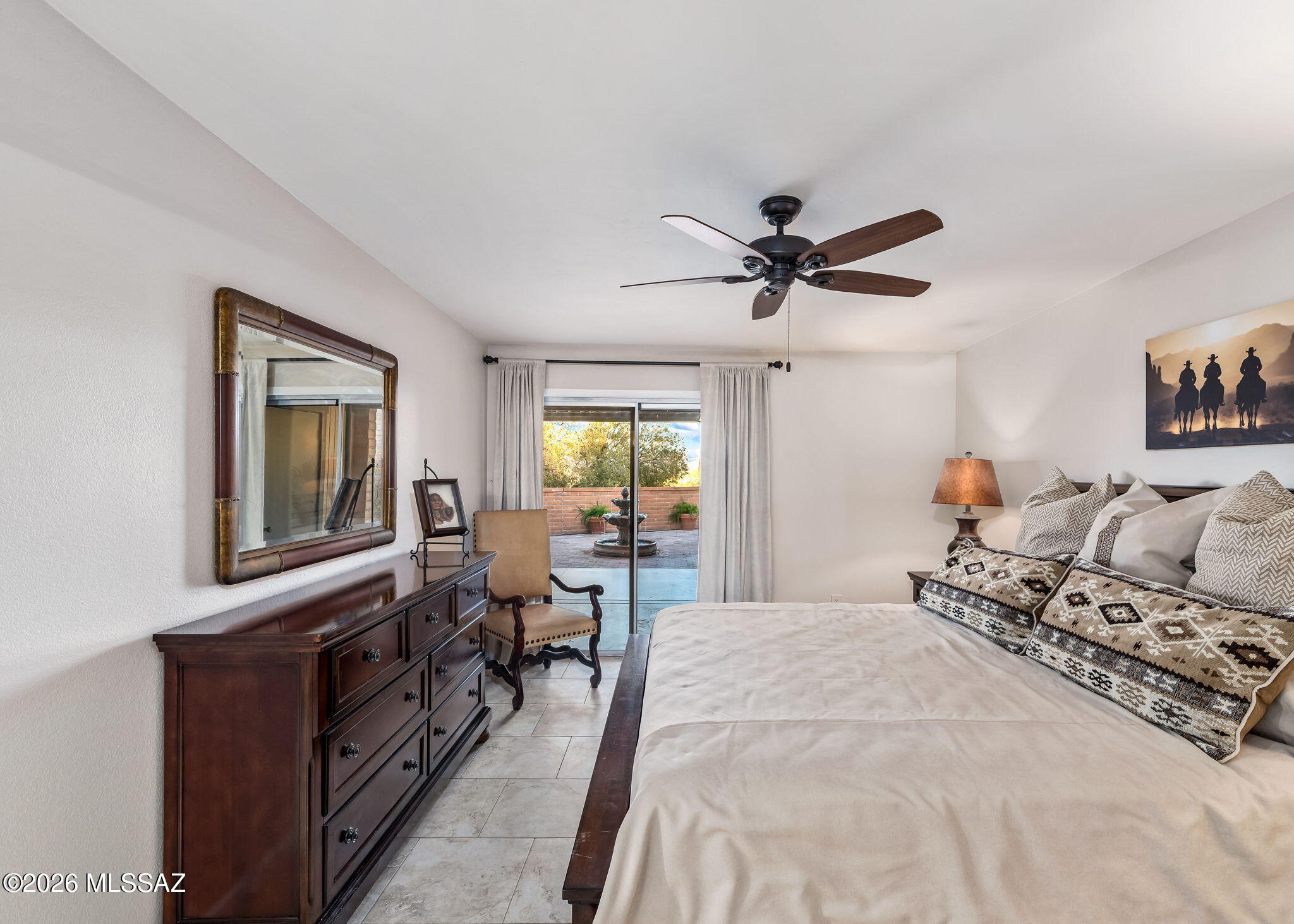2742 S Via Del Bac