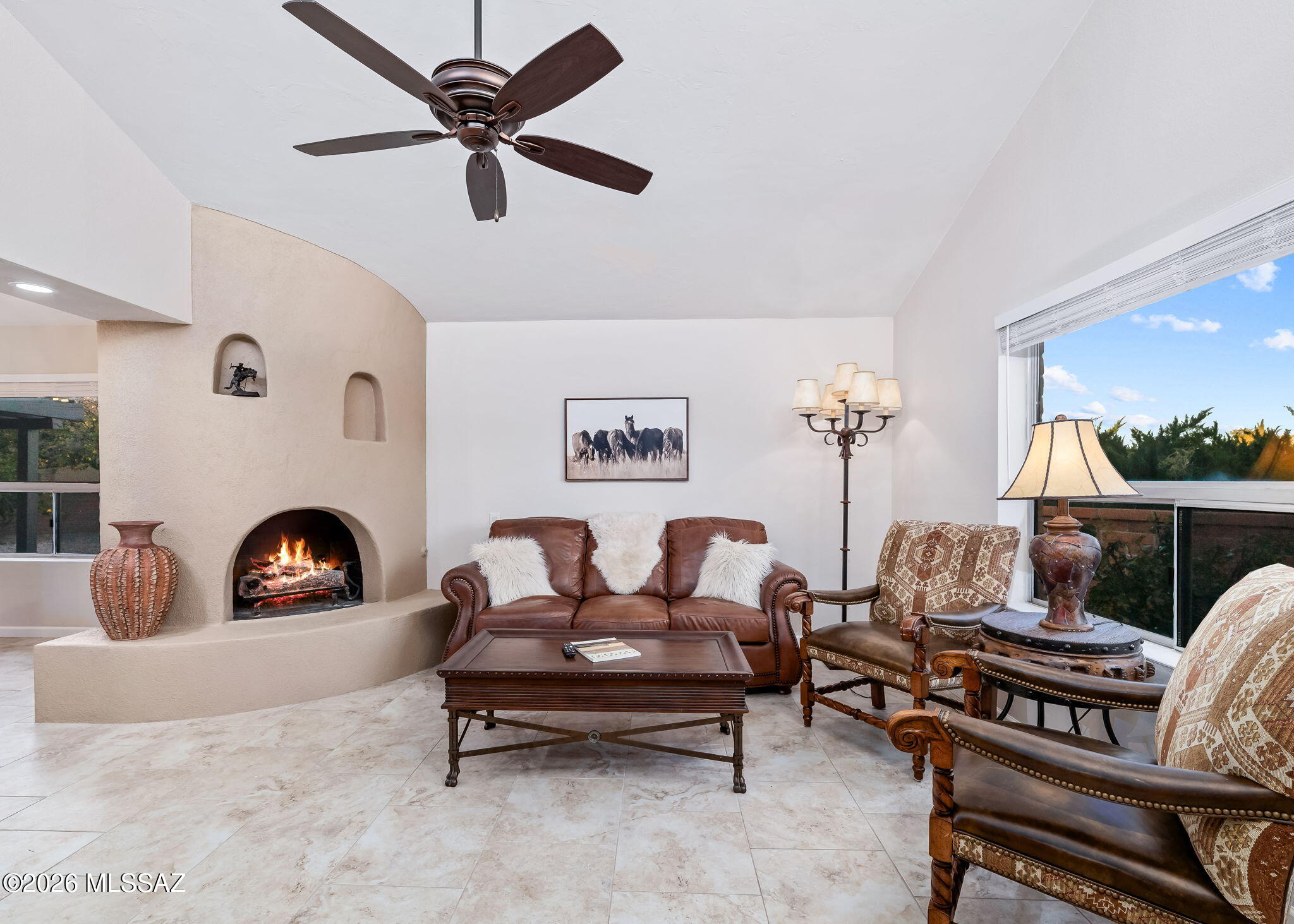 2742 S Via Del Bac