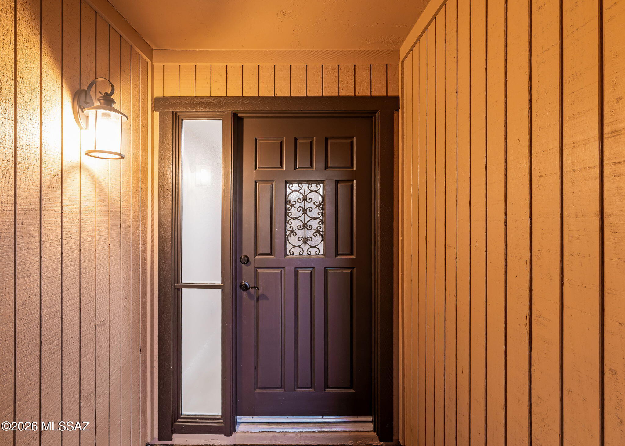 2742 S Via Del Bac