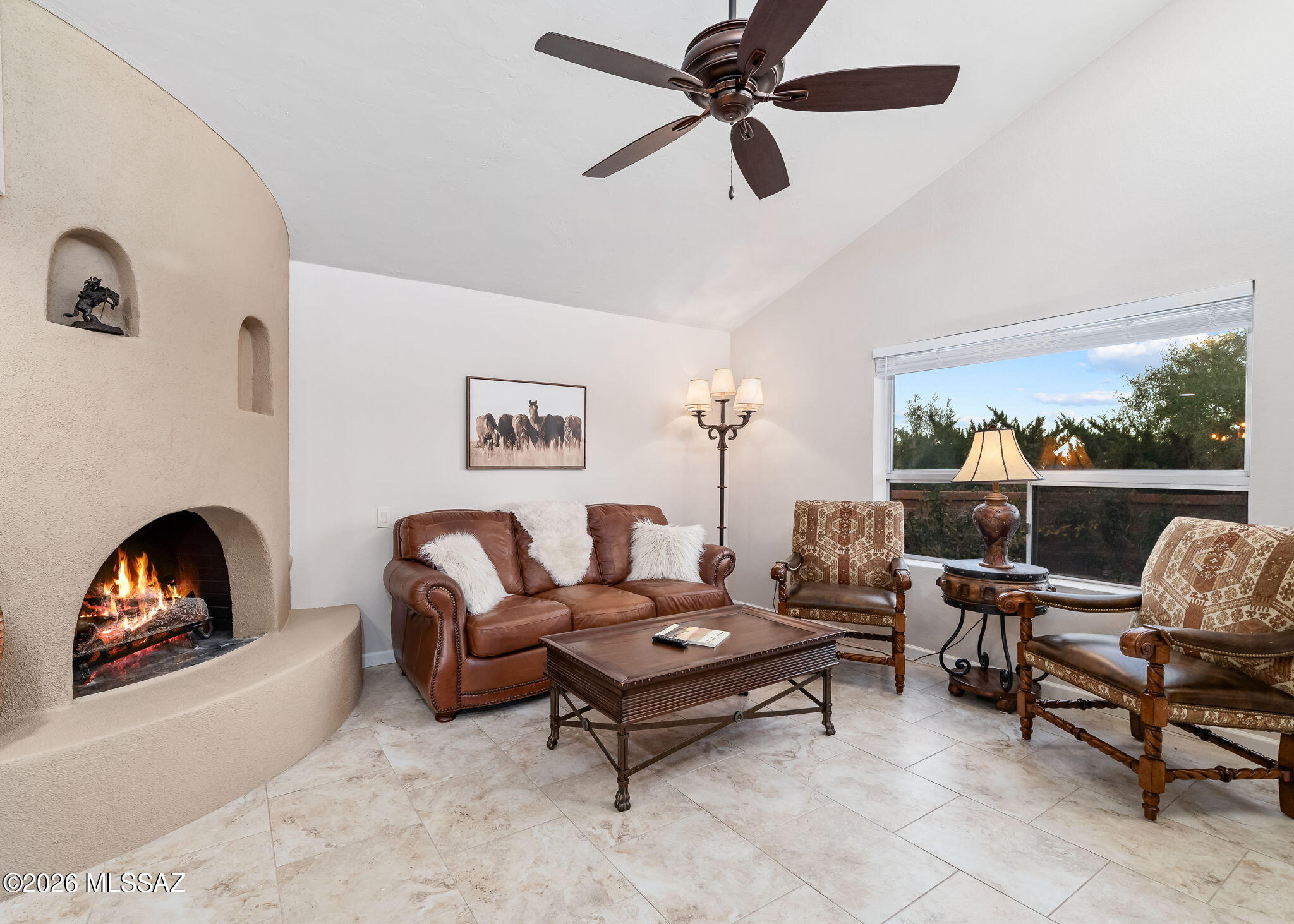 2742 S Via Del Bac