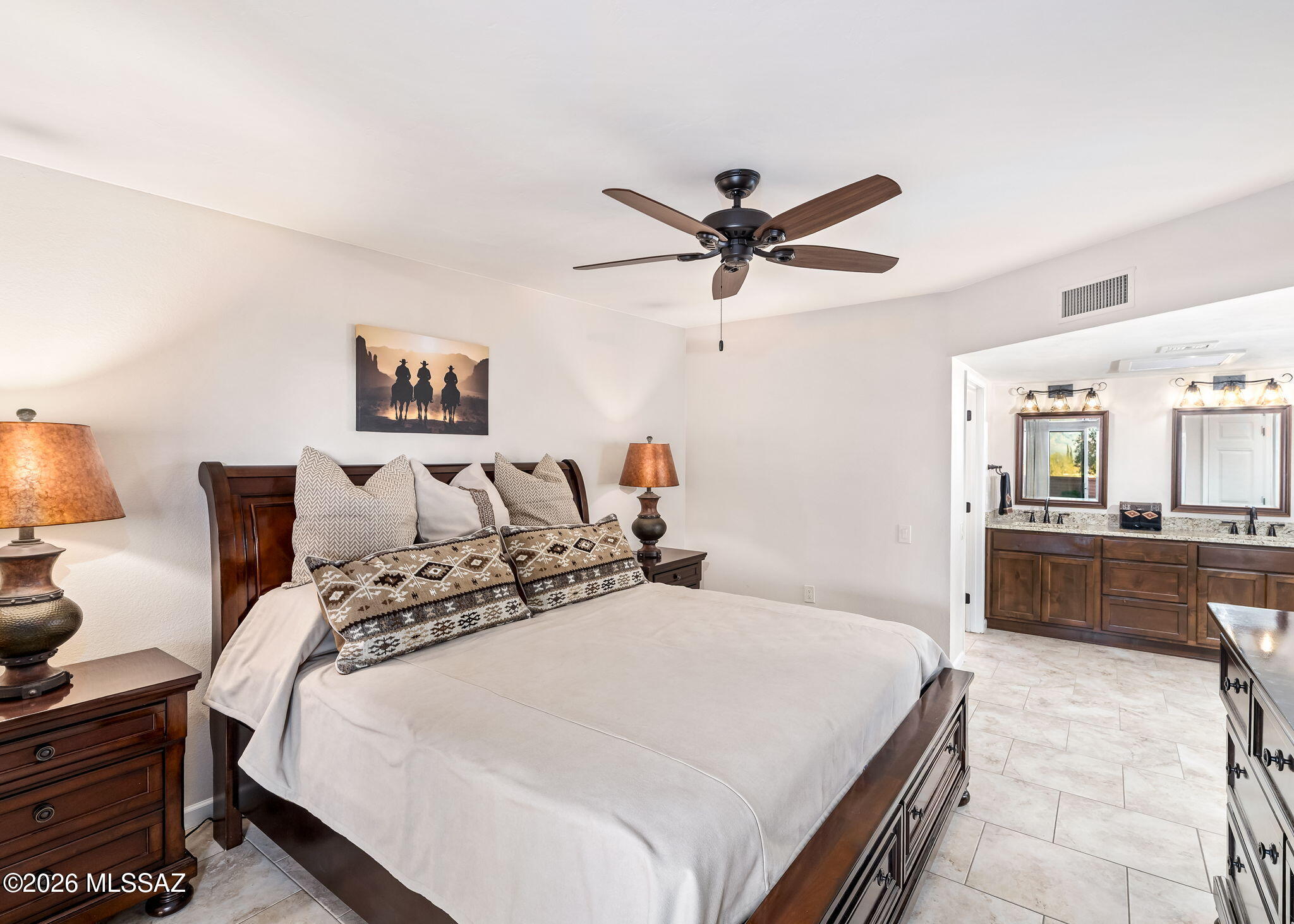 2742 S Via Del Bac
