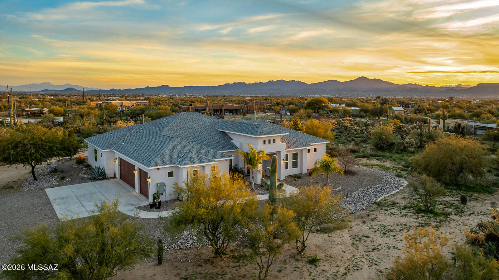 3855 W Potvin Lane
