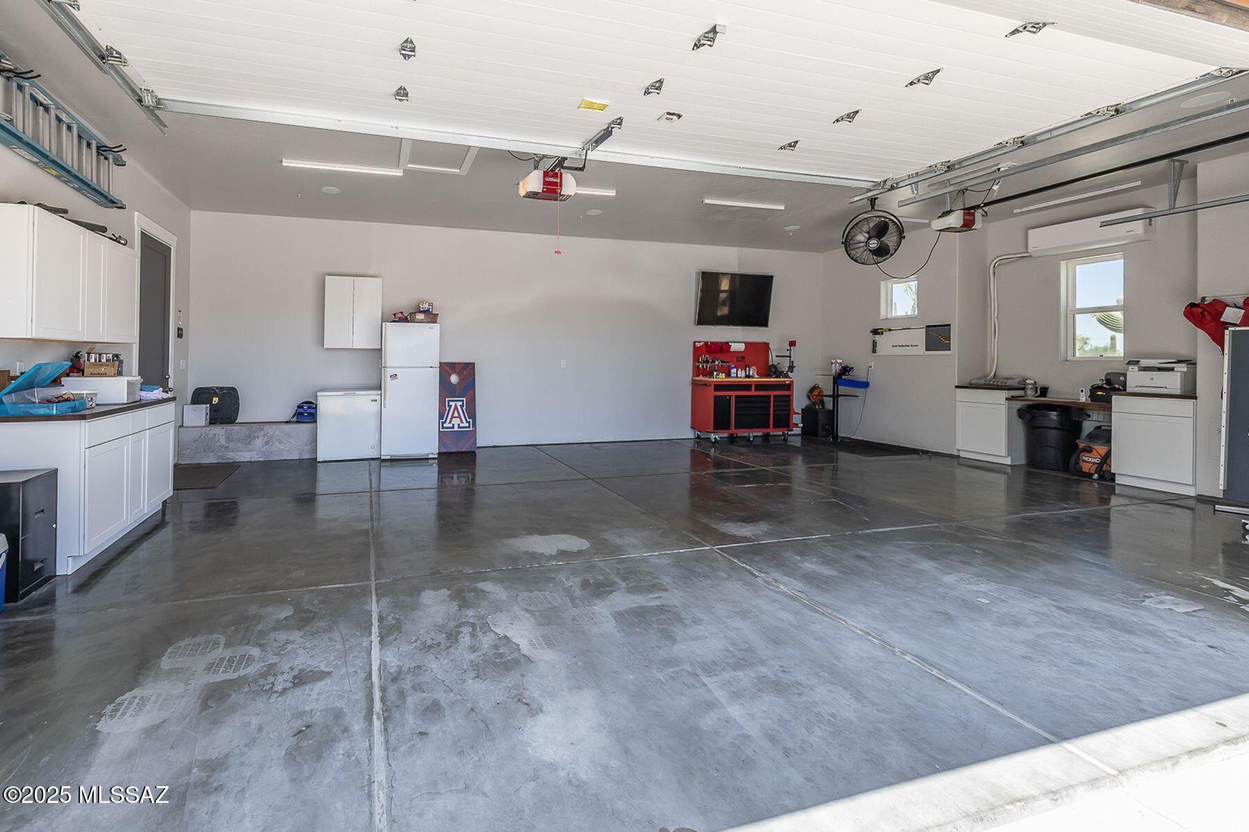 3855 W Potvin Lane