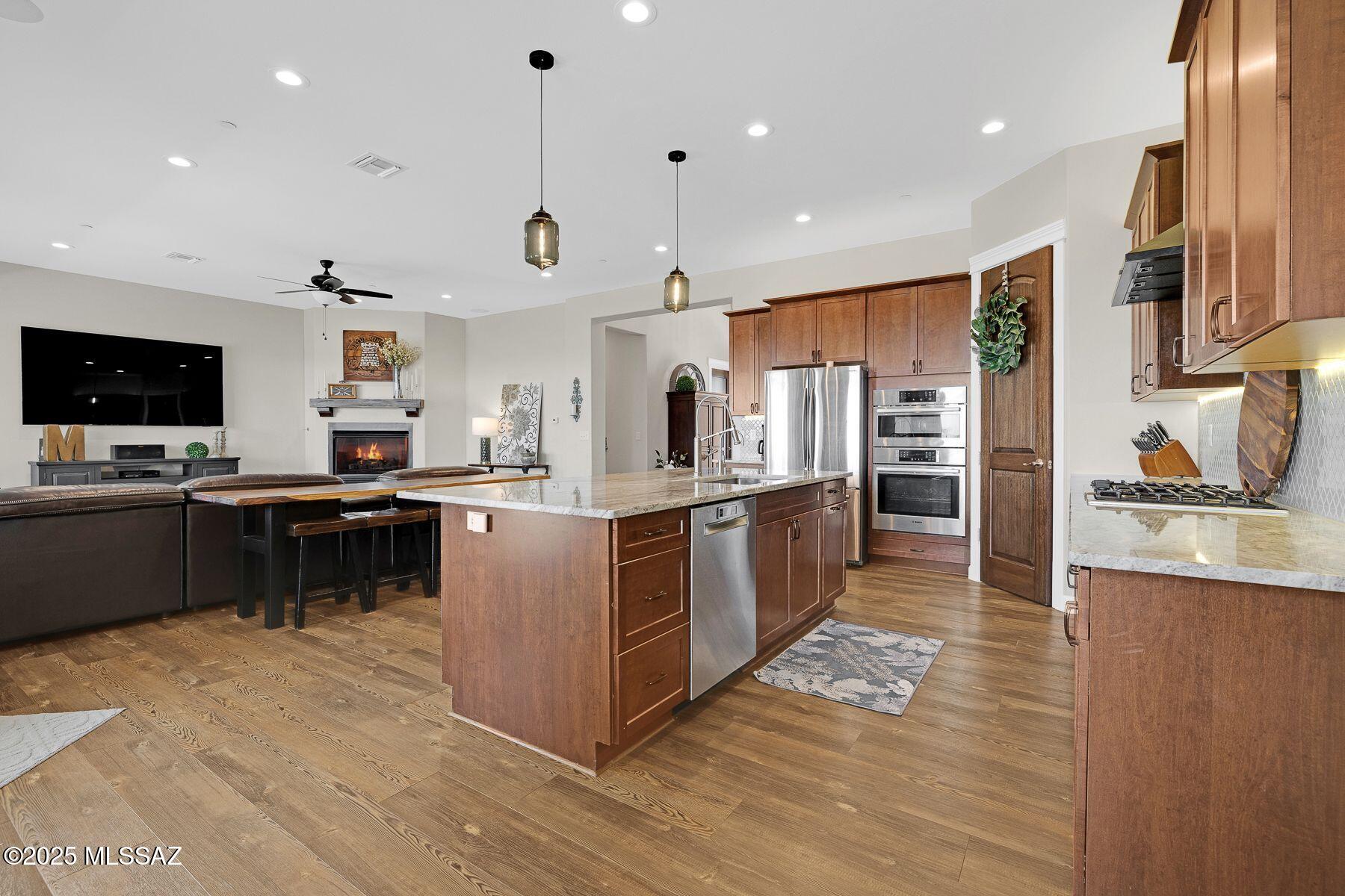3855 W Potvin Lane