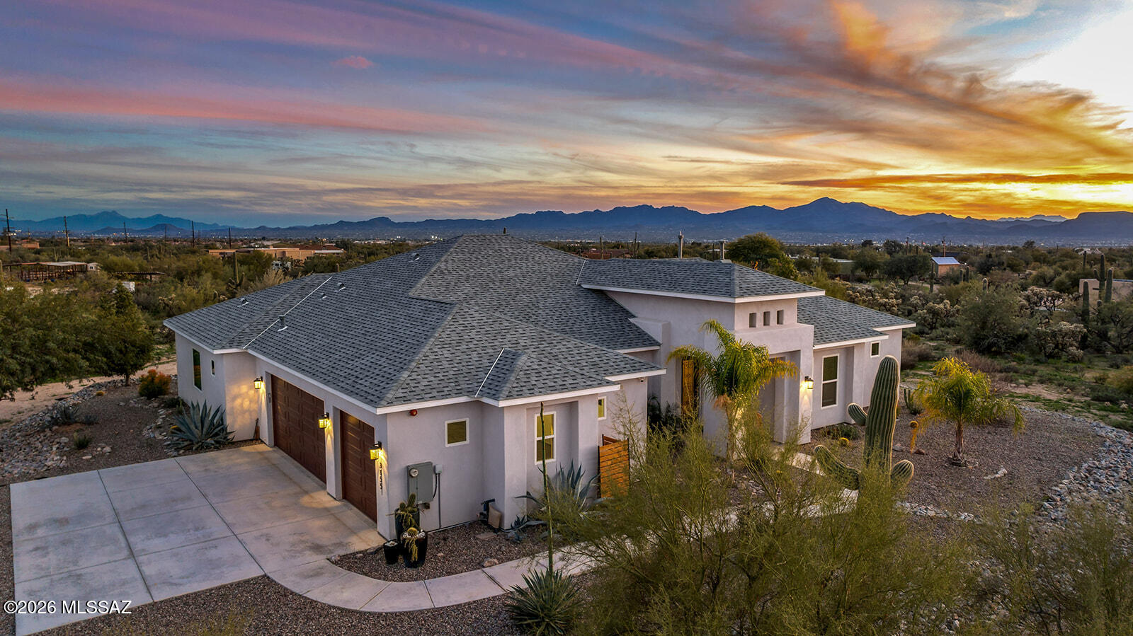 3855 W Potvin Lane