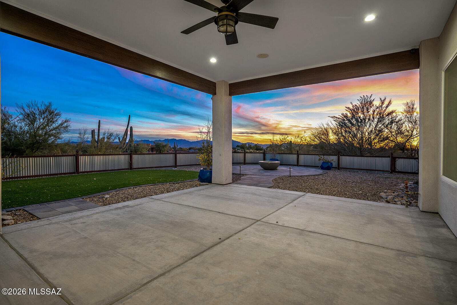 3855 W Potvin Lane