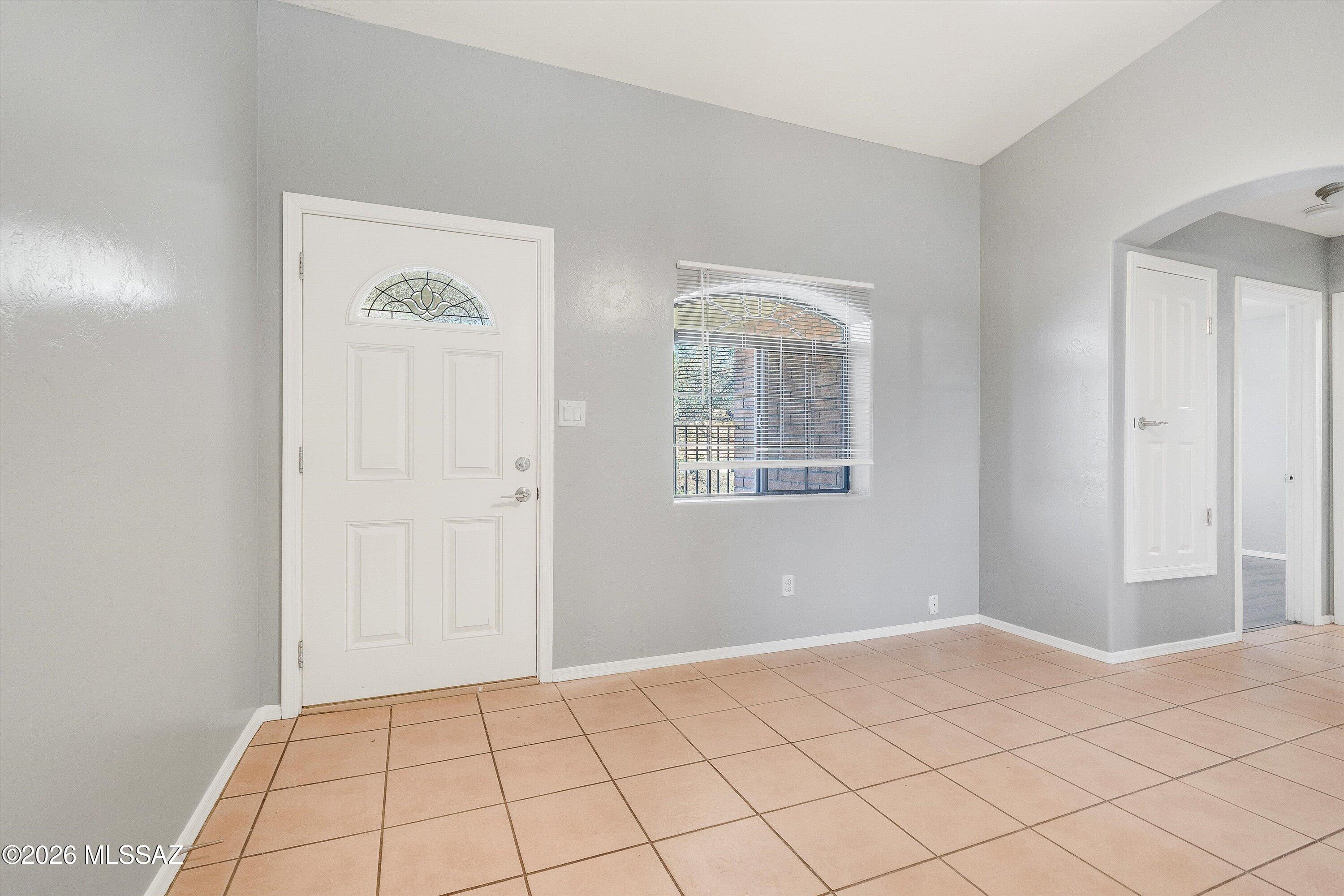 426 Camino del Patio