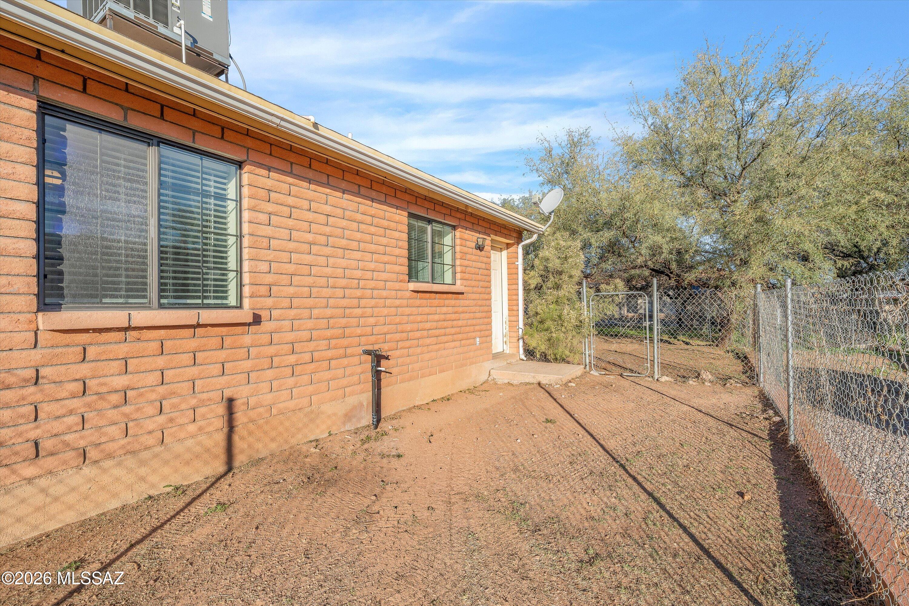 426 Camino del Patio