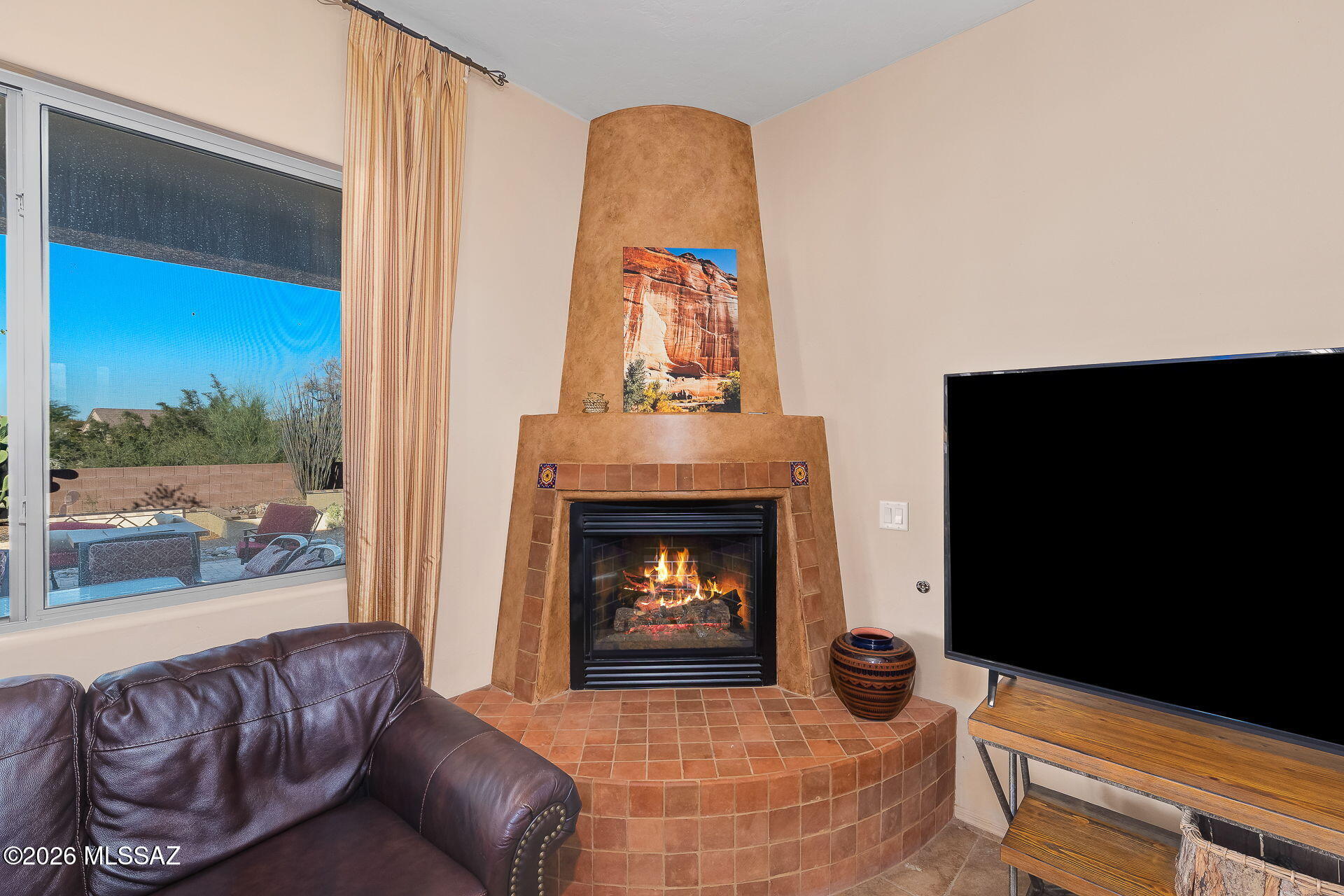 852 W Mountain Stone Drive