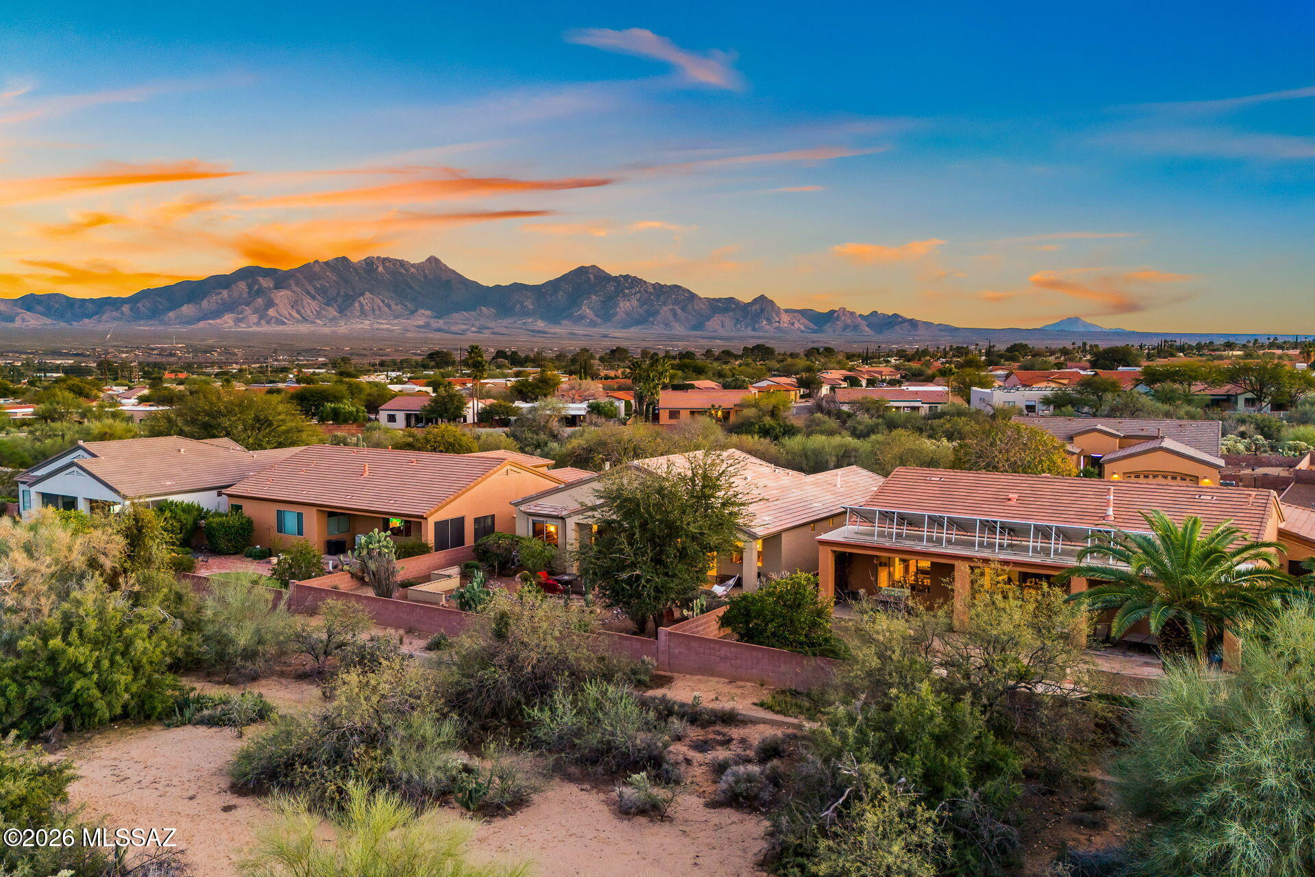 852 W Mountain Stone Drive