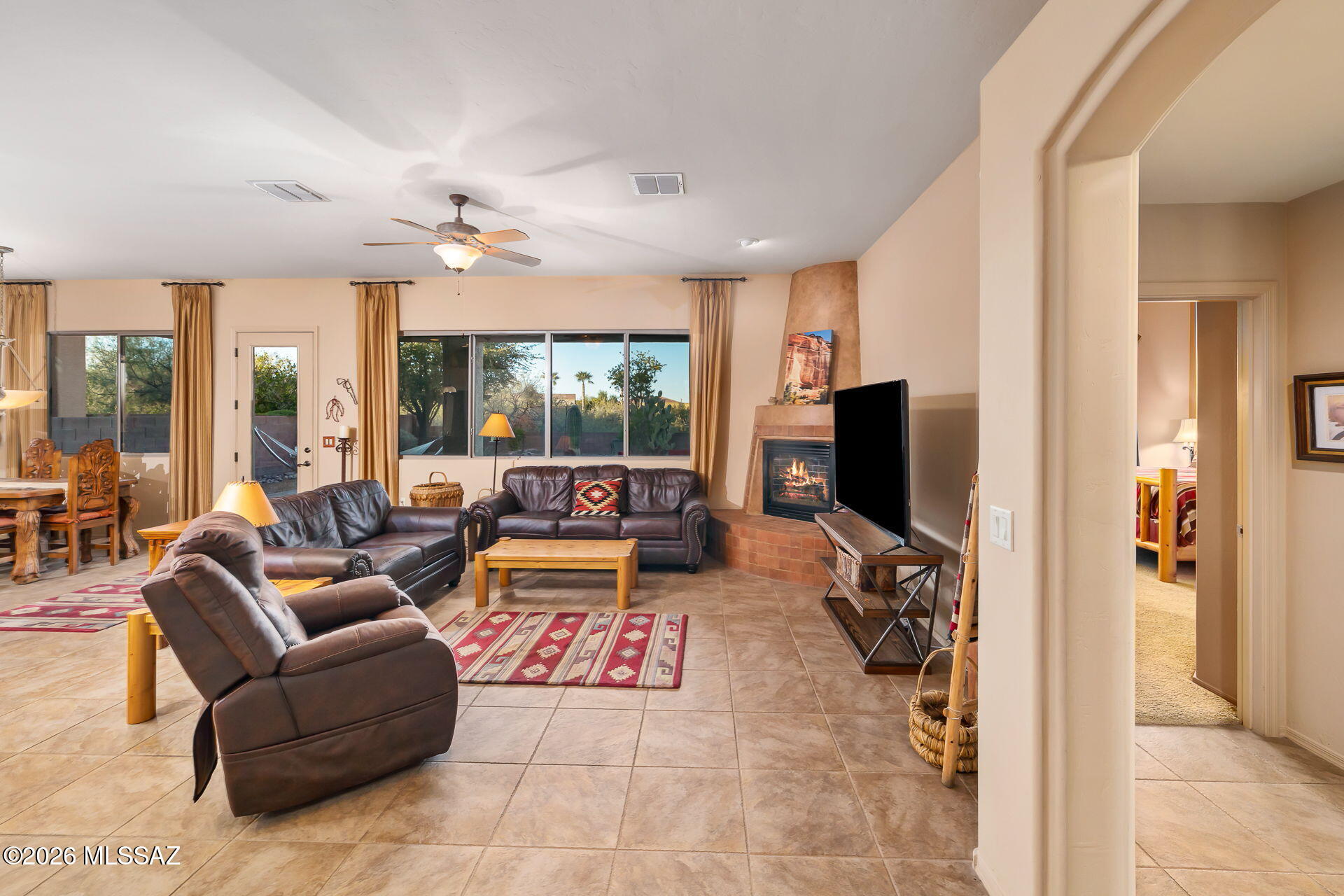 852 W Mountain Stone Drive