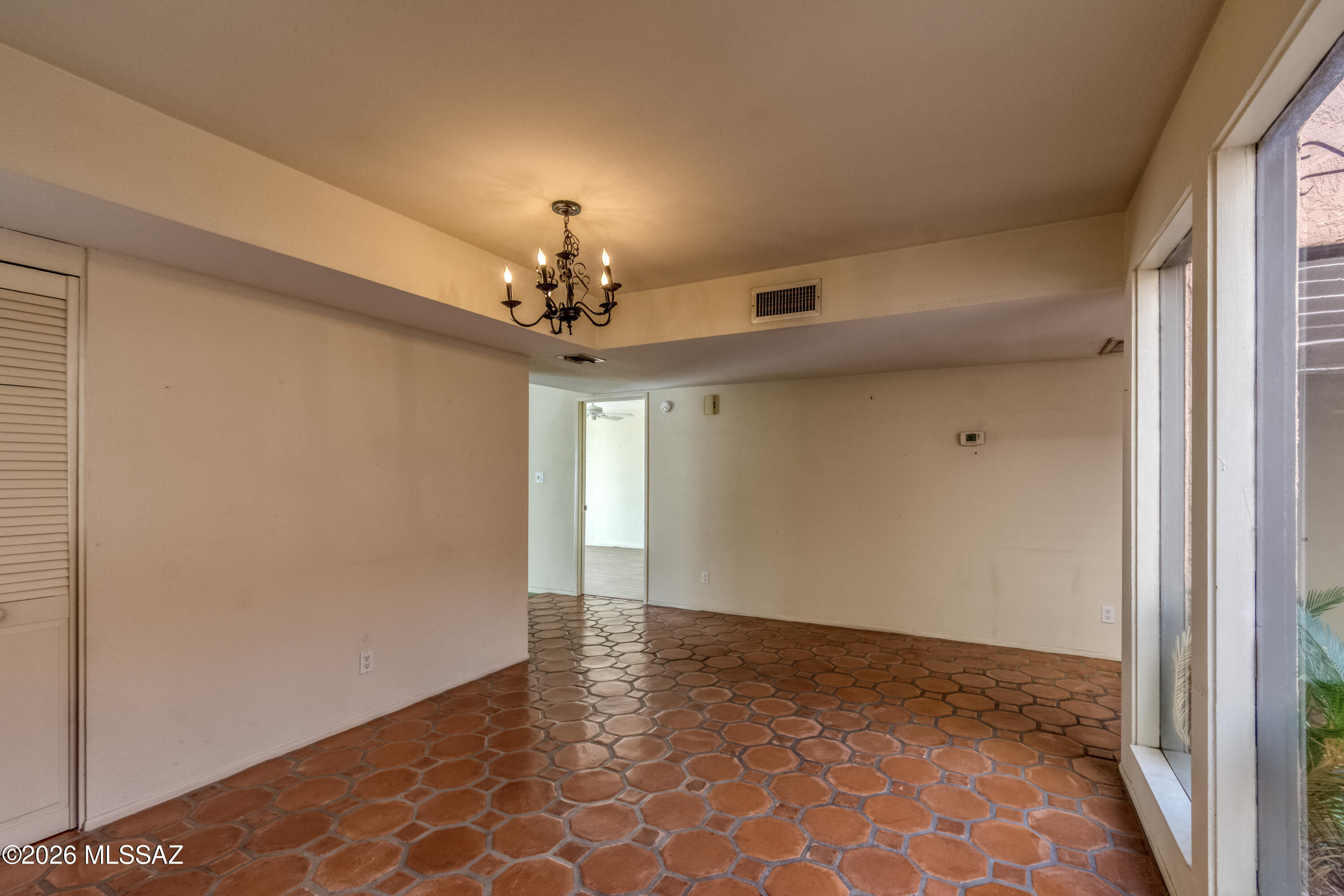5922 N Placita Del Conde