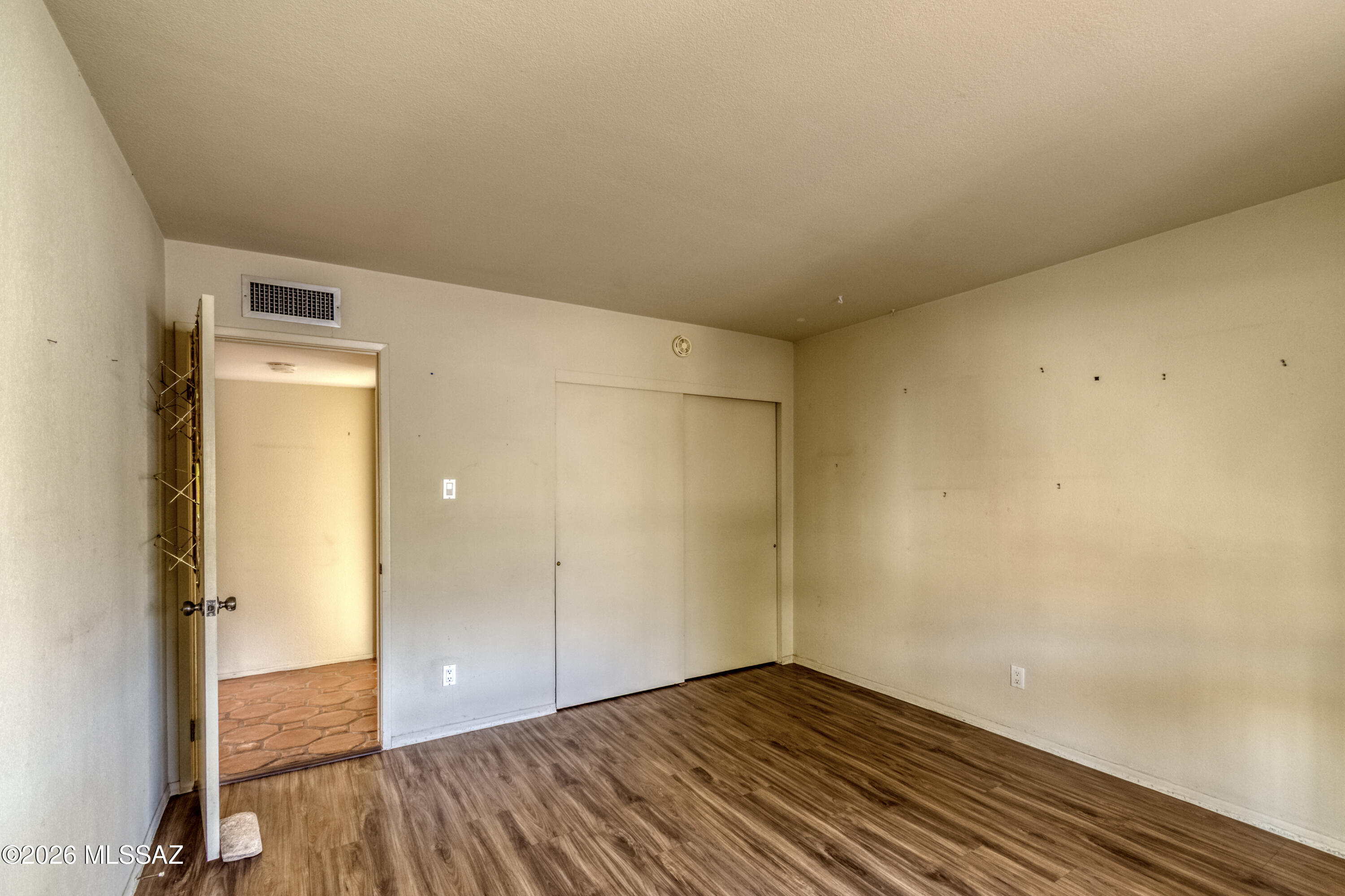 5922 N Placita Del Conde
