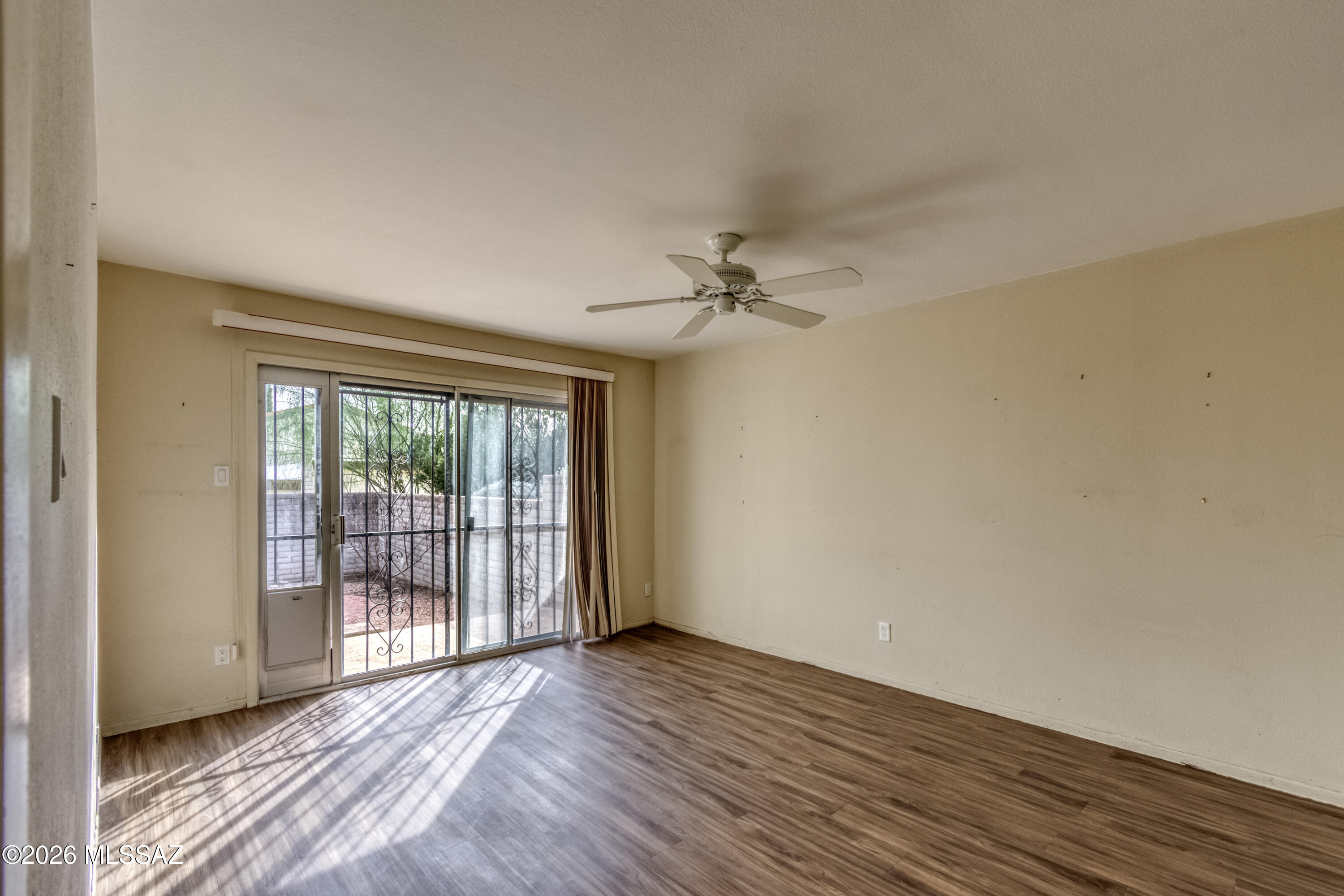 5922 N Placita Del Conde