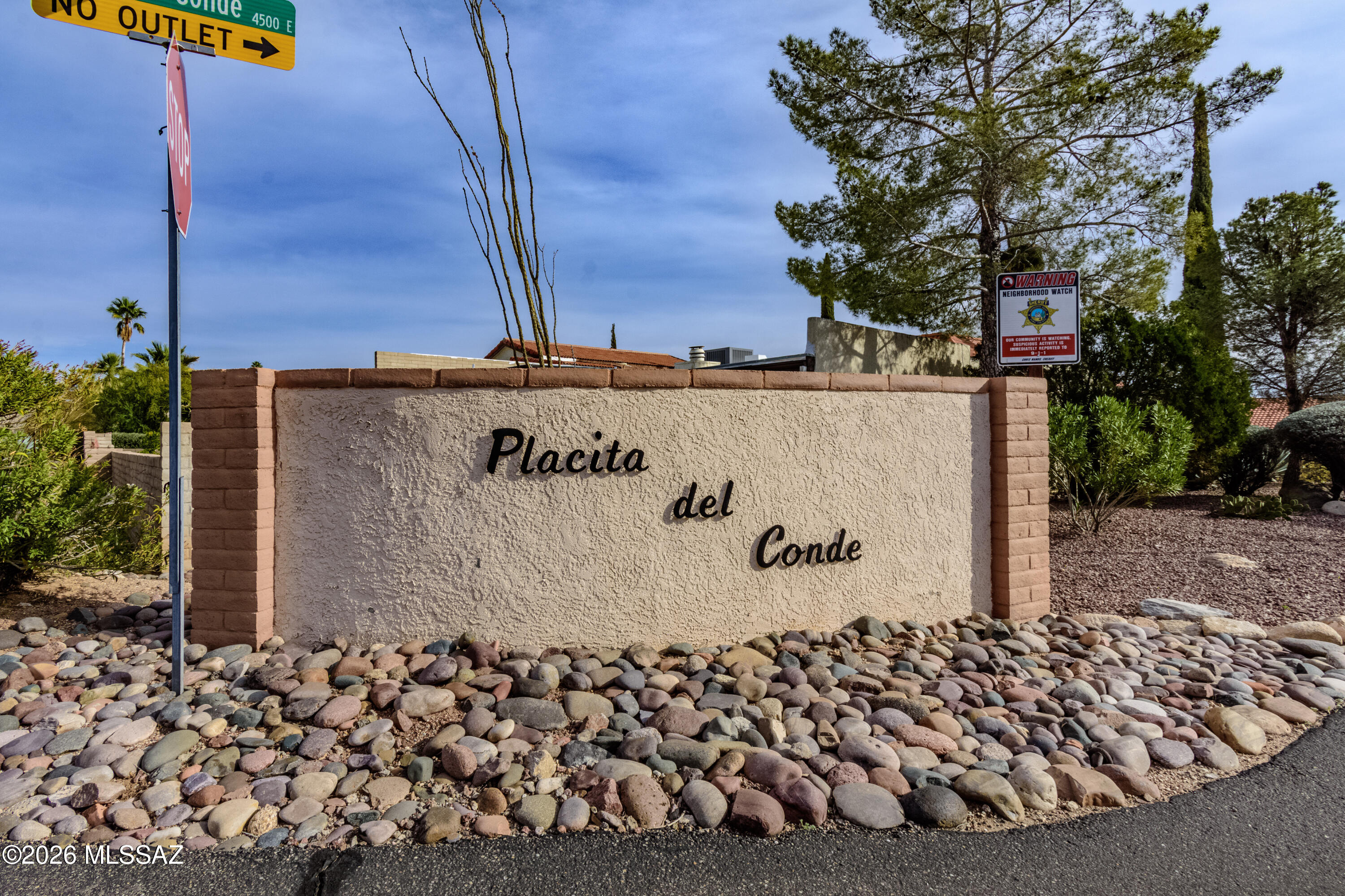 5922 N Placita Del Conde