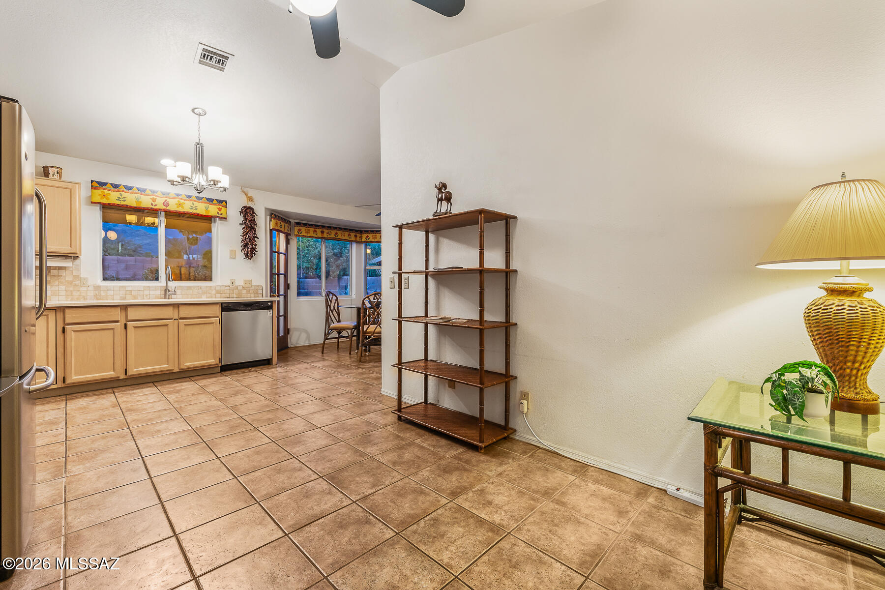 4774 N Mayfair Circle