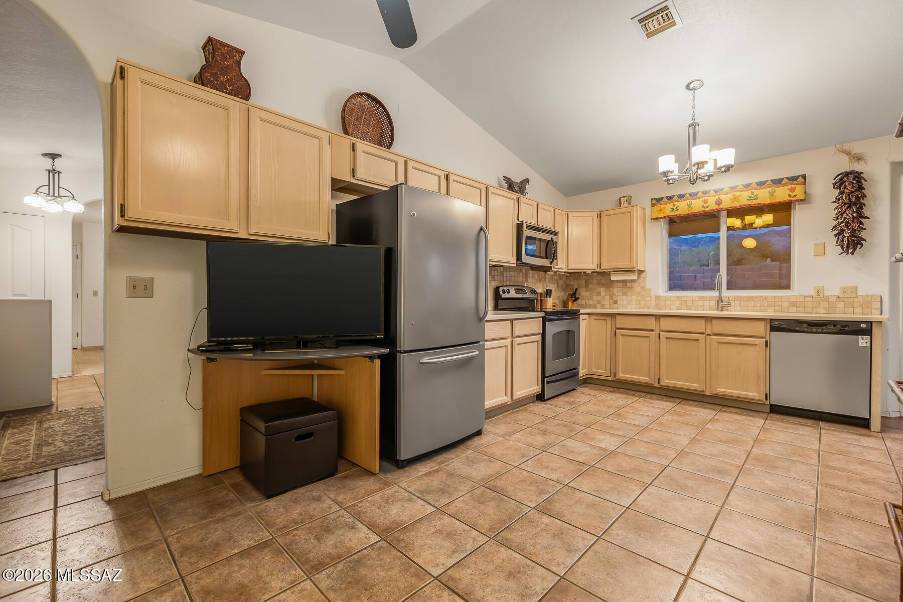 4774 N Mayfair Circle