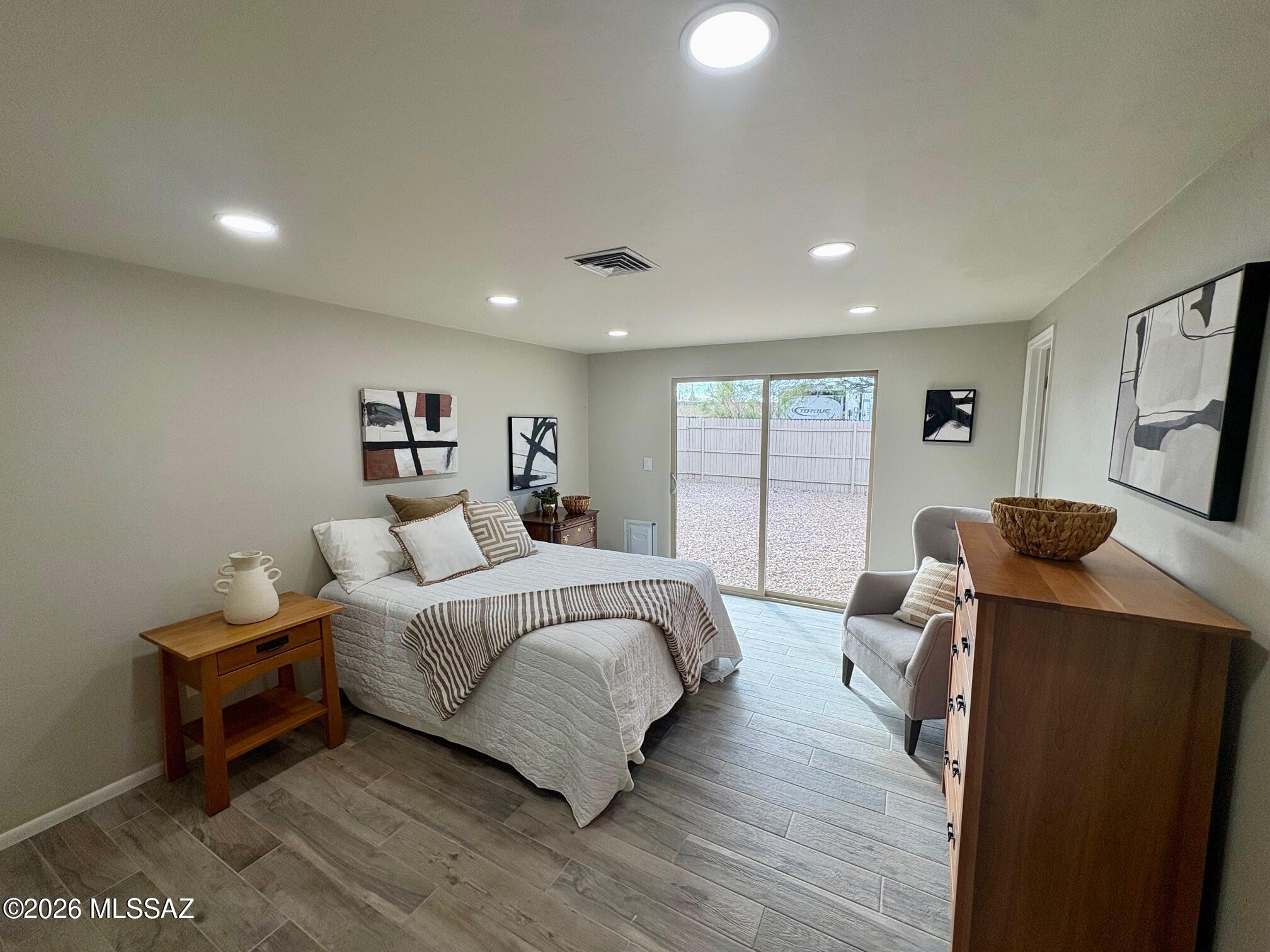 525 N Bonanza Avenue
