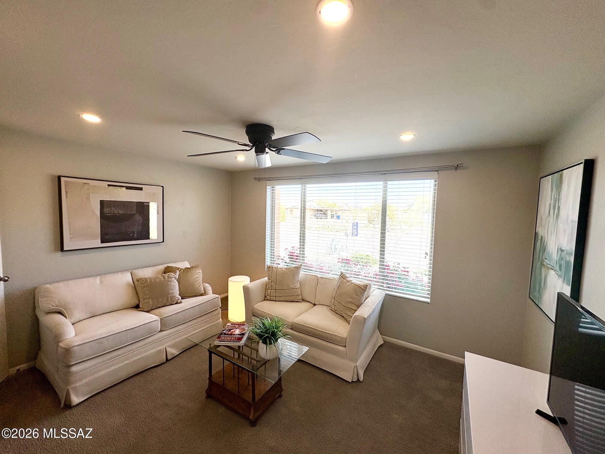 525 N Bonanza Avenue