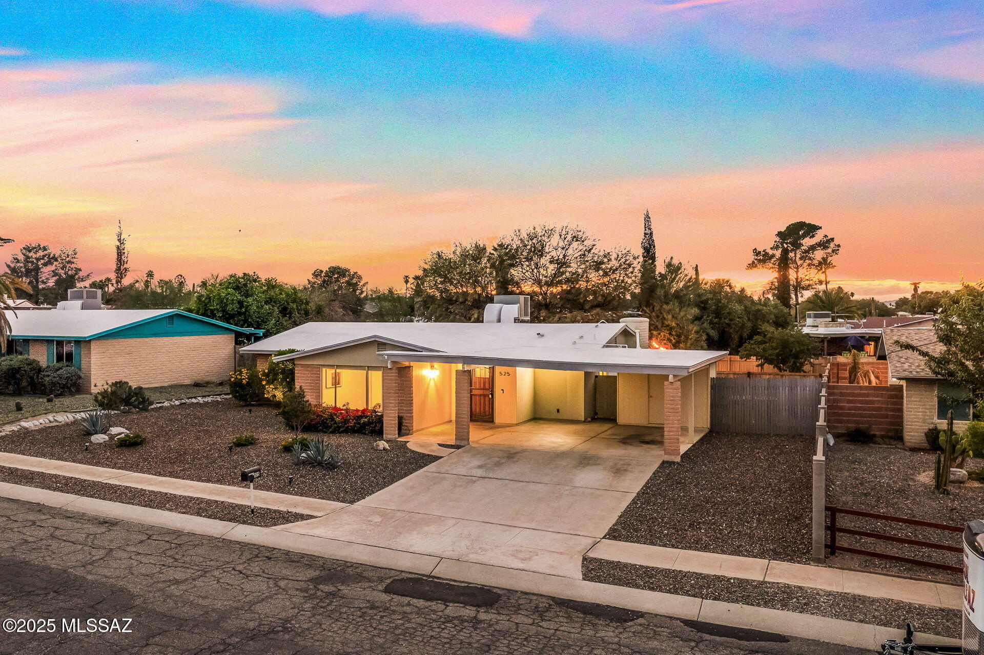 525 N Bonanza Avenue
