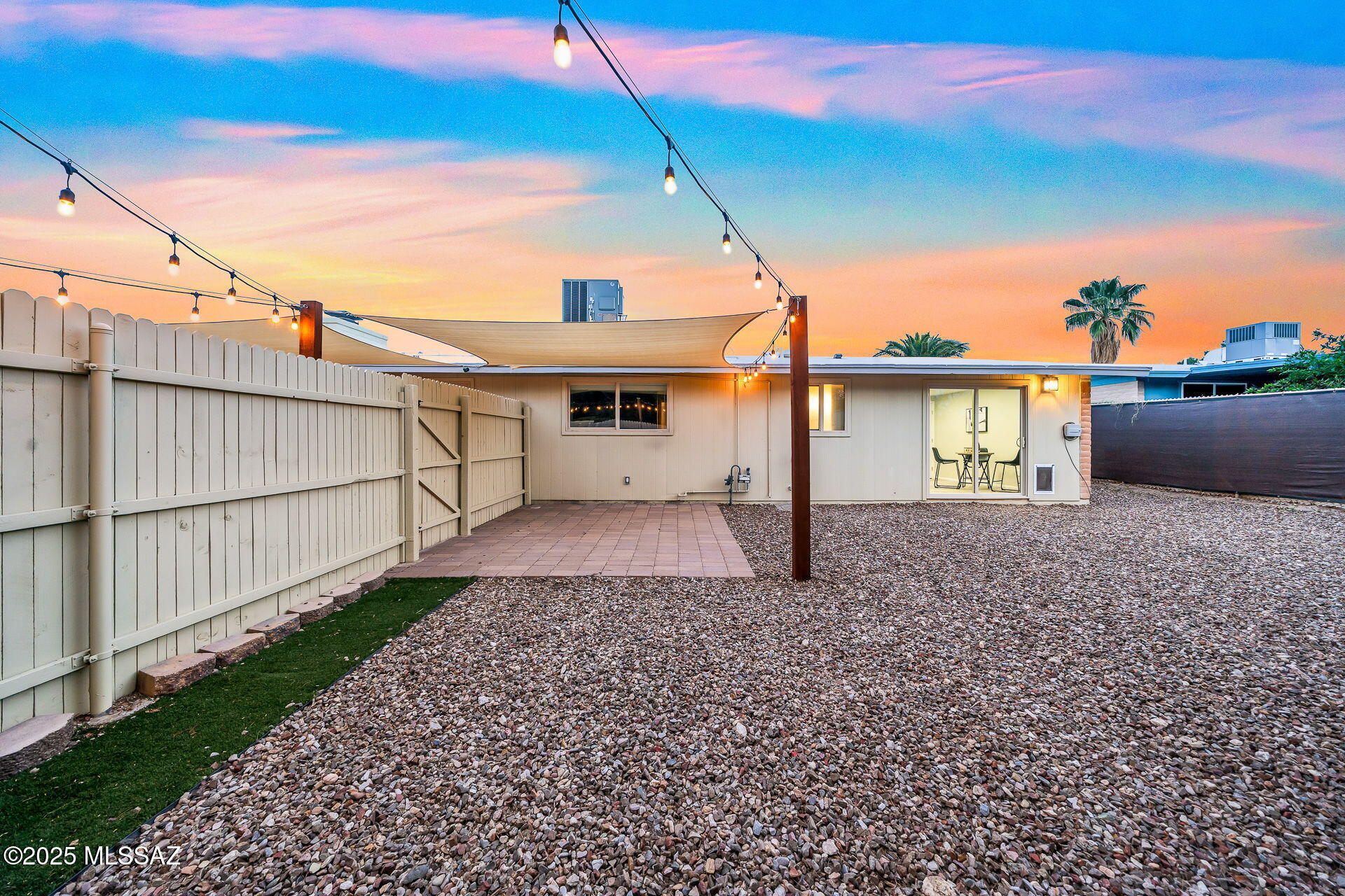 525 N Bonanza Avenue