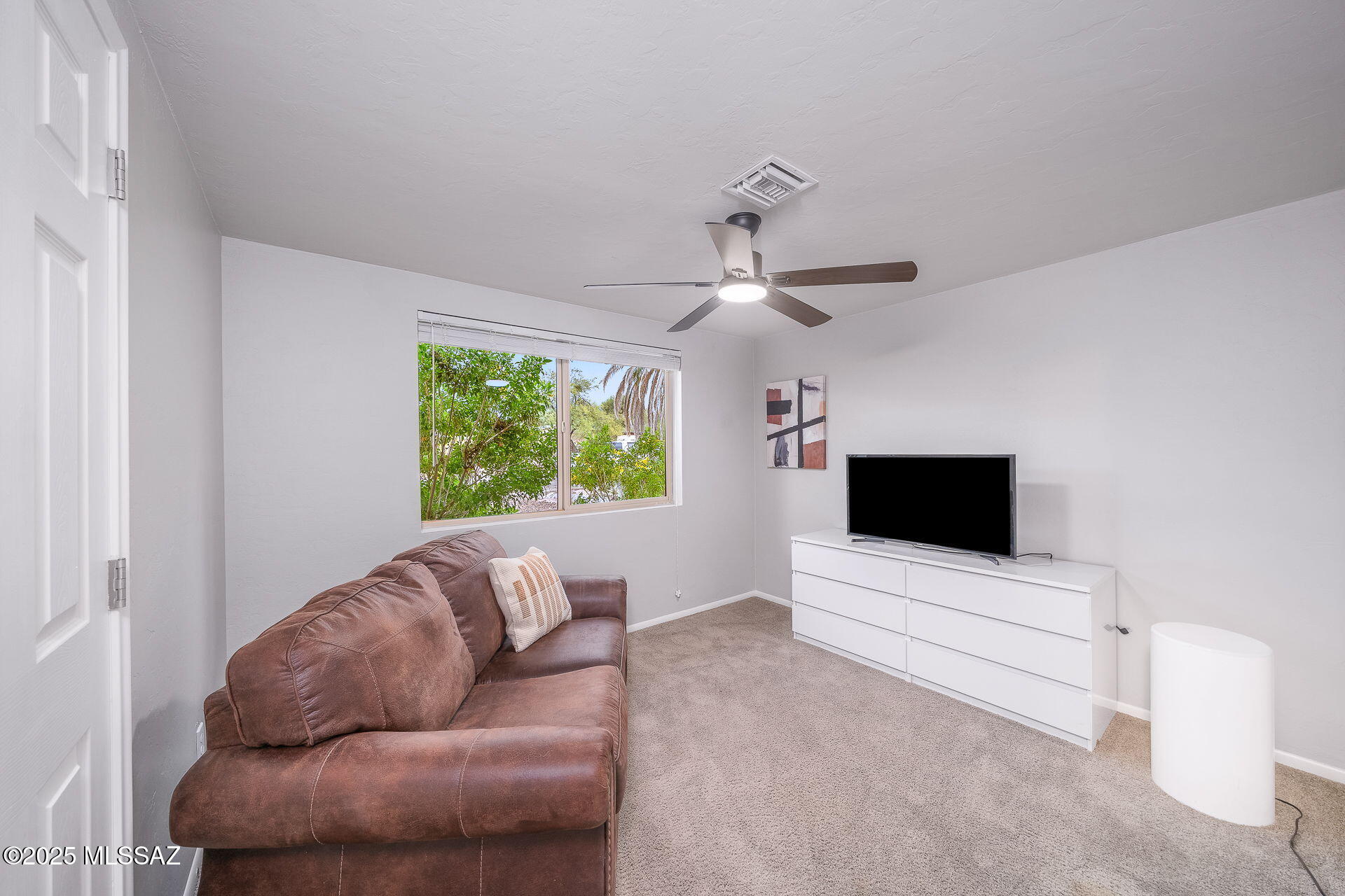 525 N Bonanza Avenue