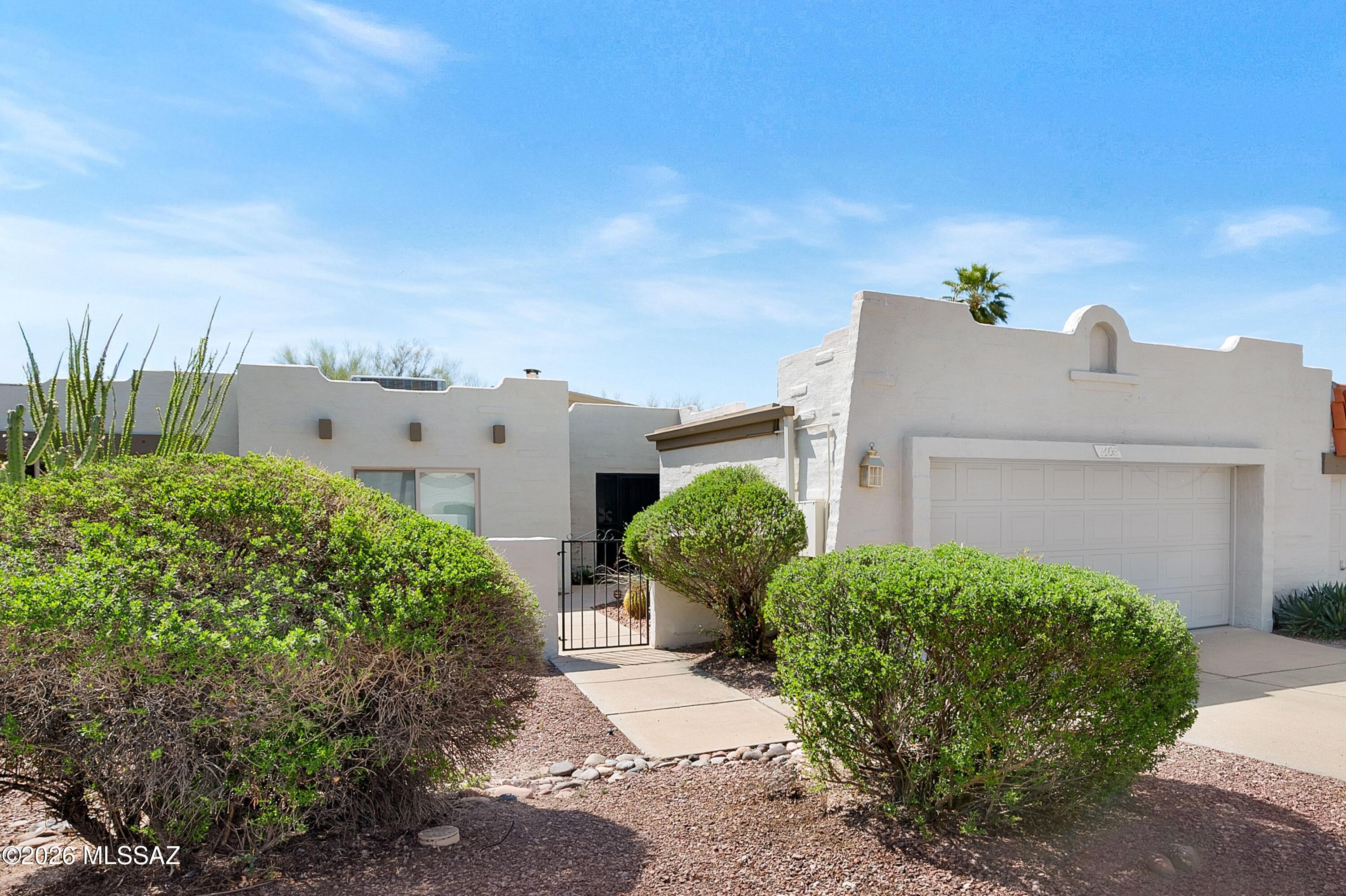 7408 E Wandering Road