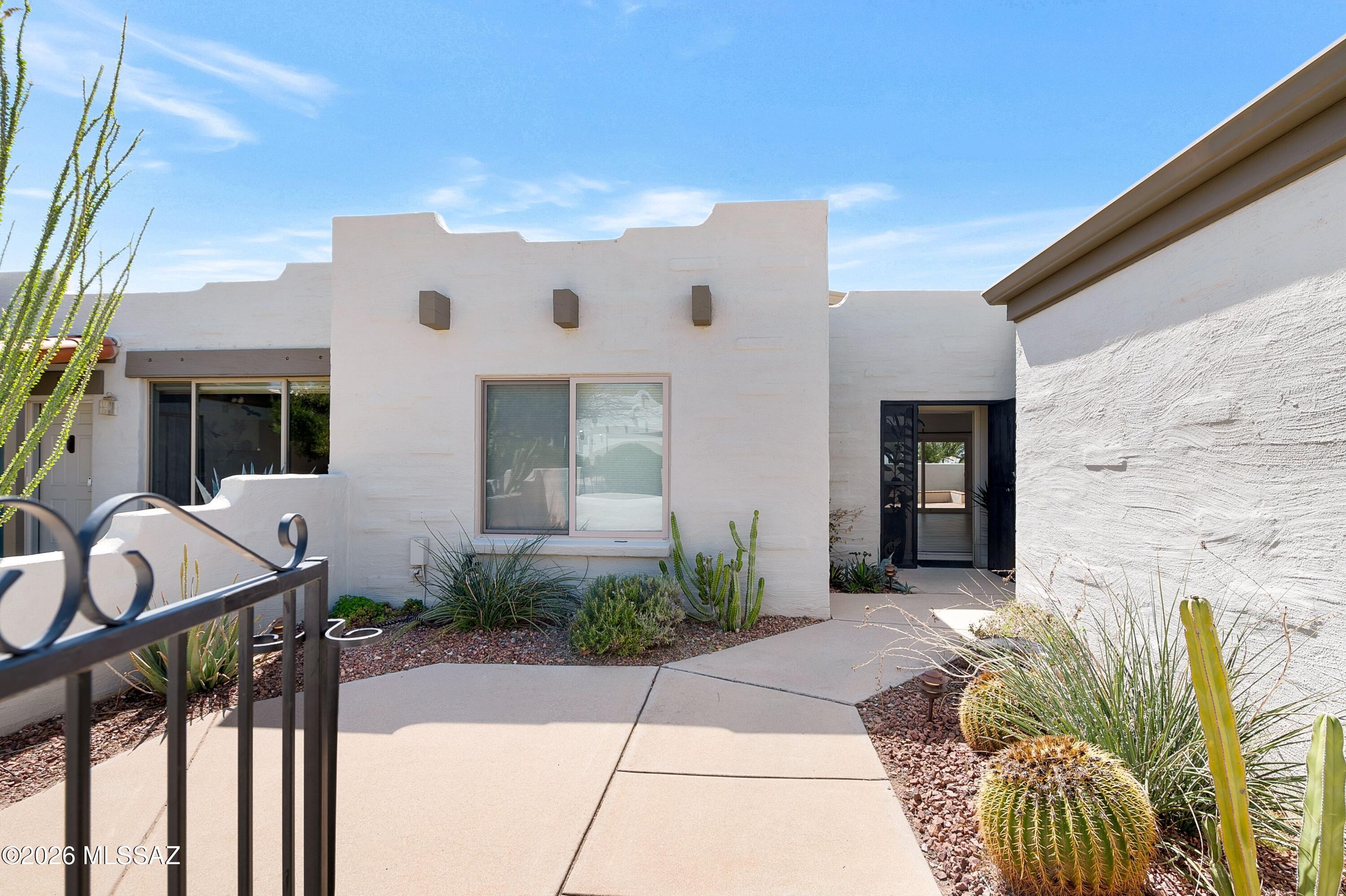 7408 E Wandering Road