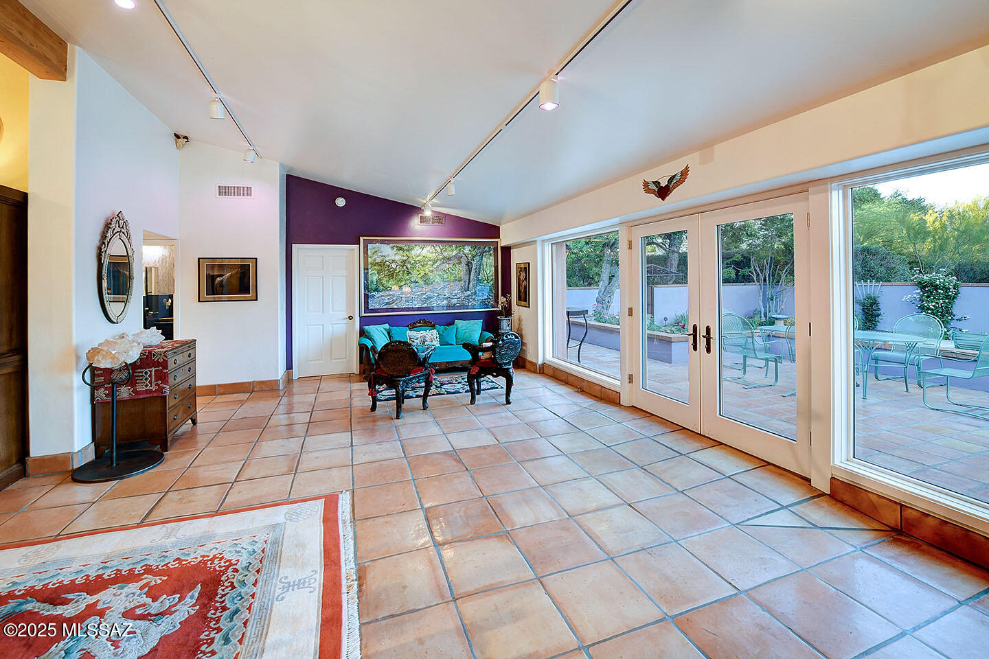 2850 N Santa Ynez Place