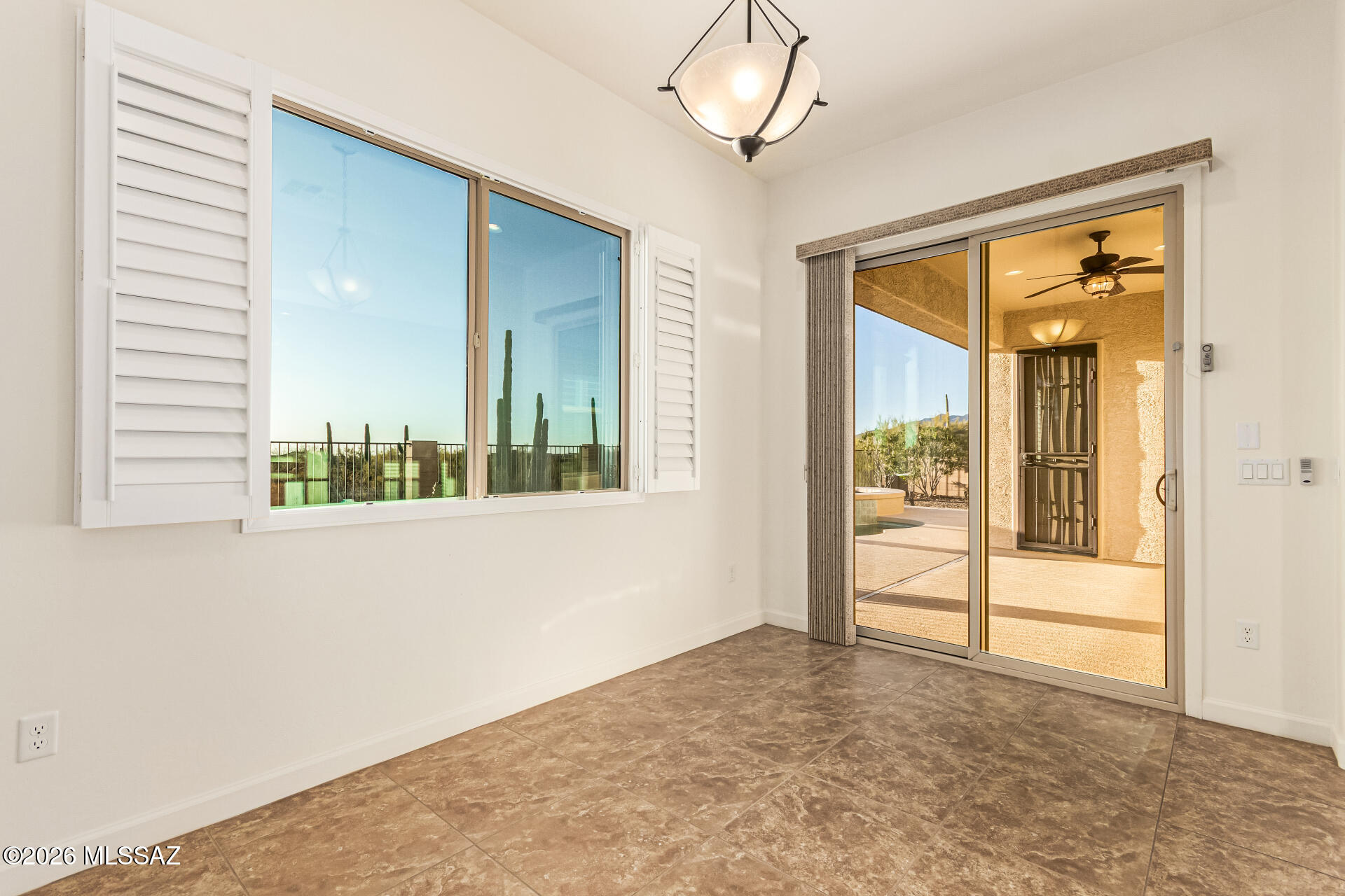 12599 N SUNRISE SHADOW Drive
