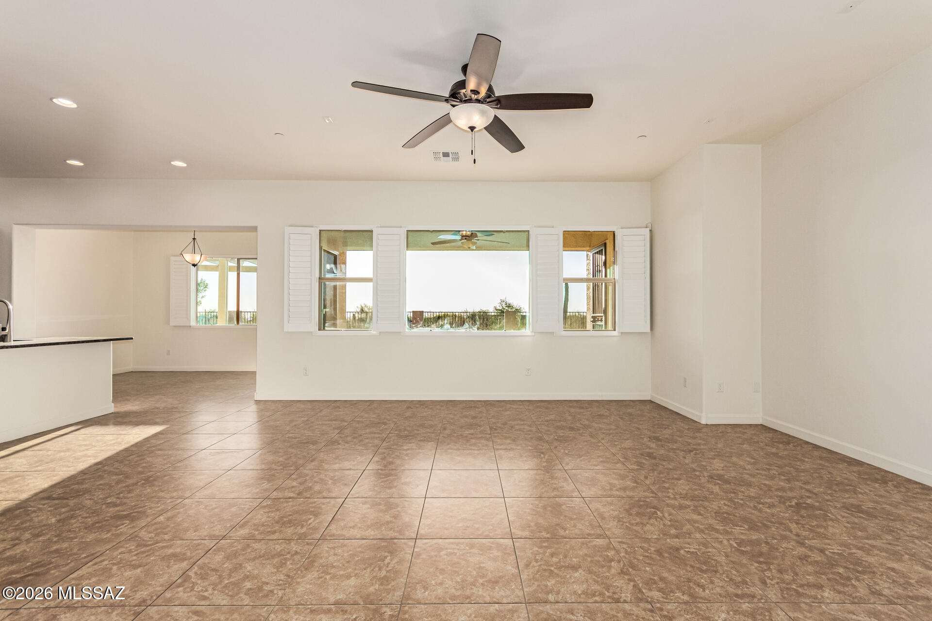 12599 N SUNRISE SHADOW Drive