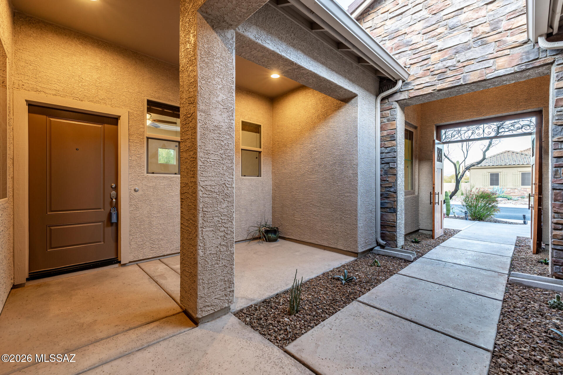 12599 N SUNRISE SHADOW Drive