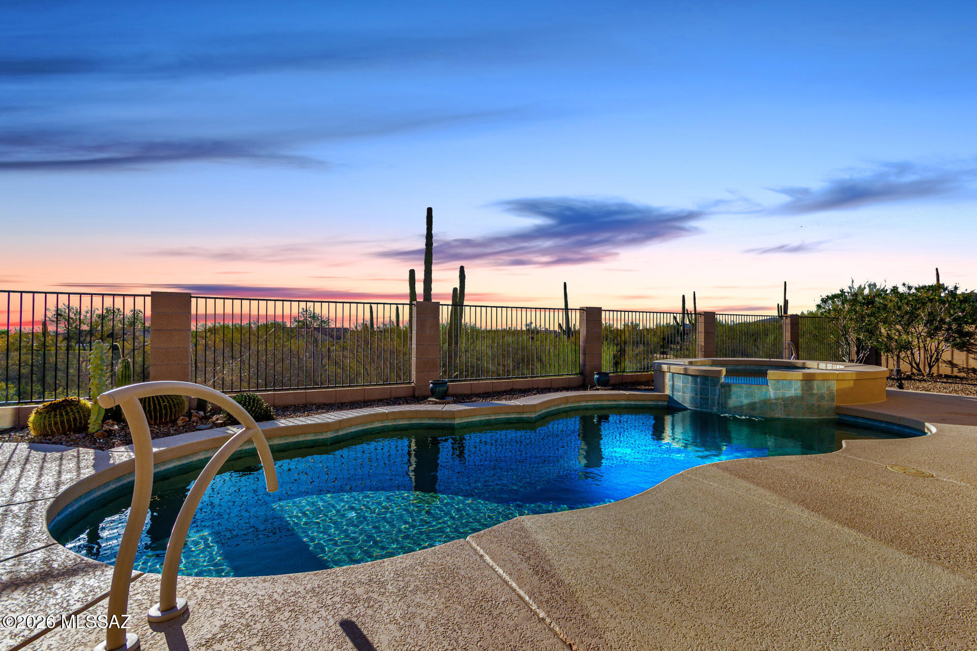 12599 N SUNRISE SHADOW Drive