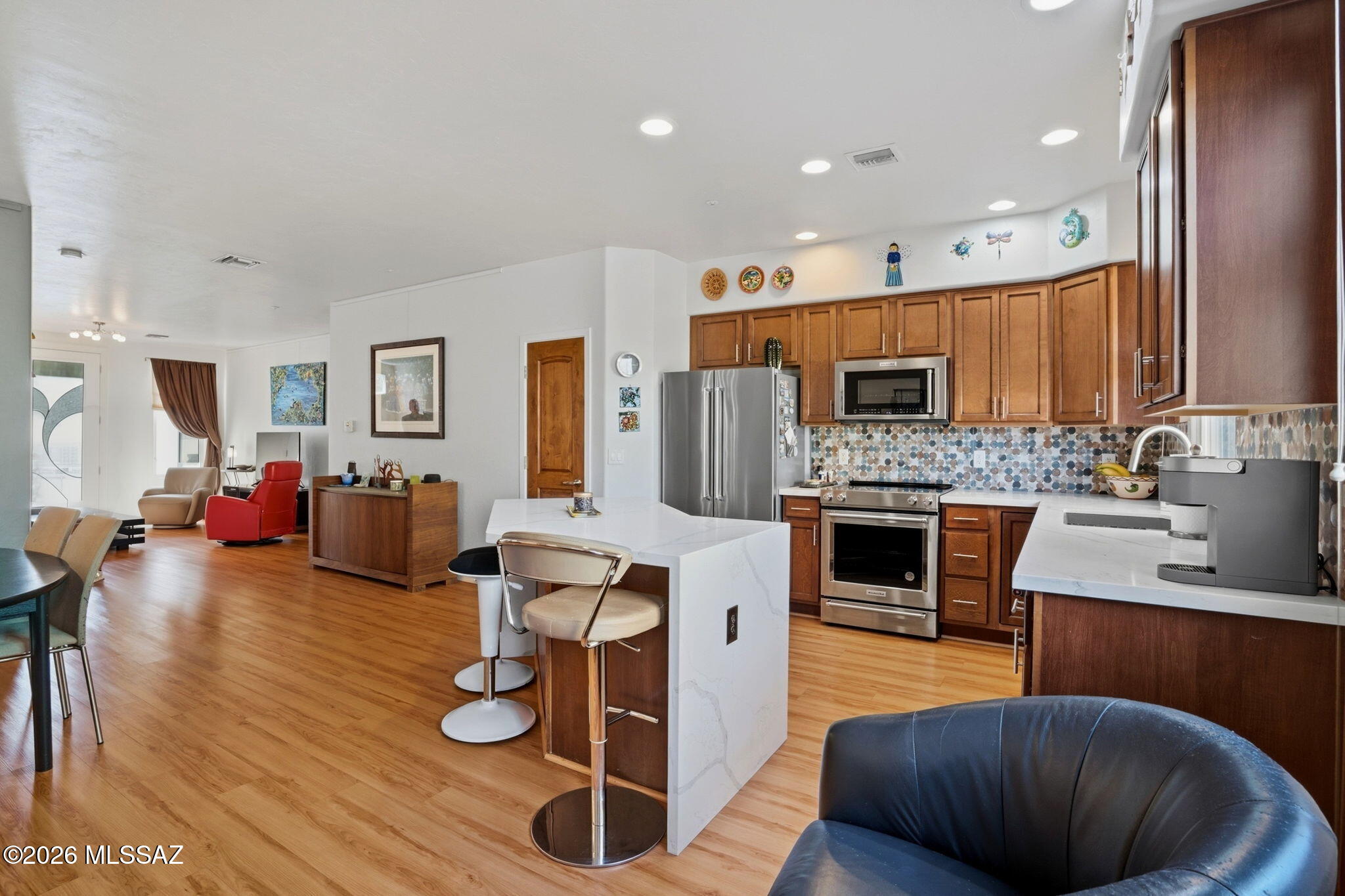 2454 E Blue Diamond Drive