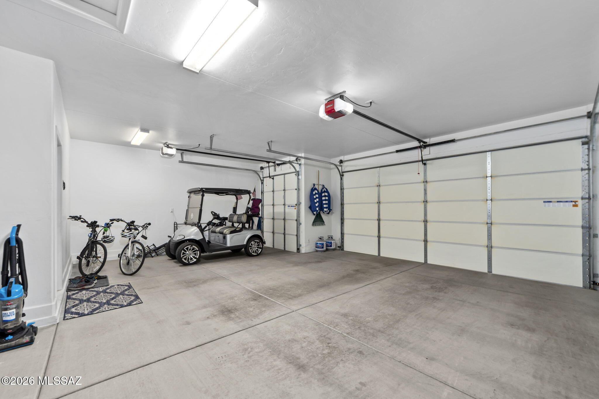60152 E Blue Palm Drive