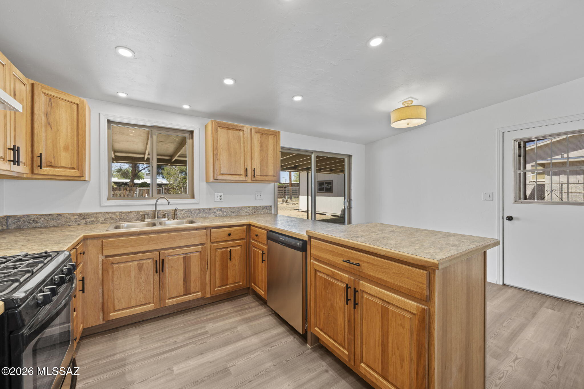 16467 N Avenida De La Canada