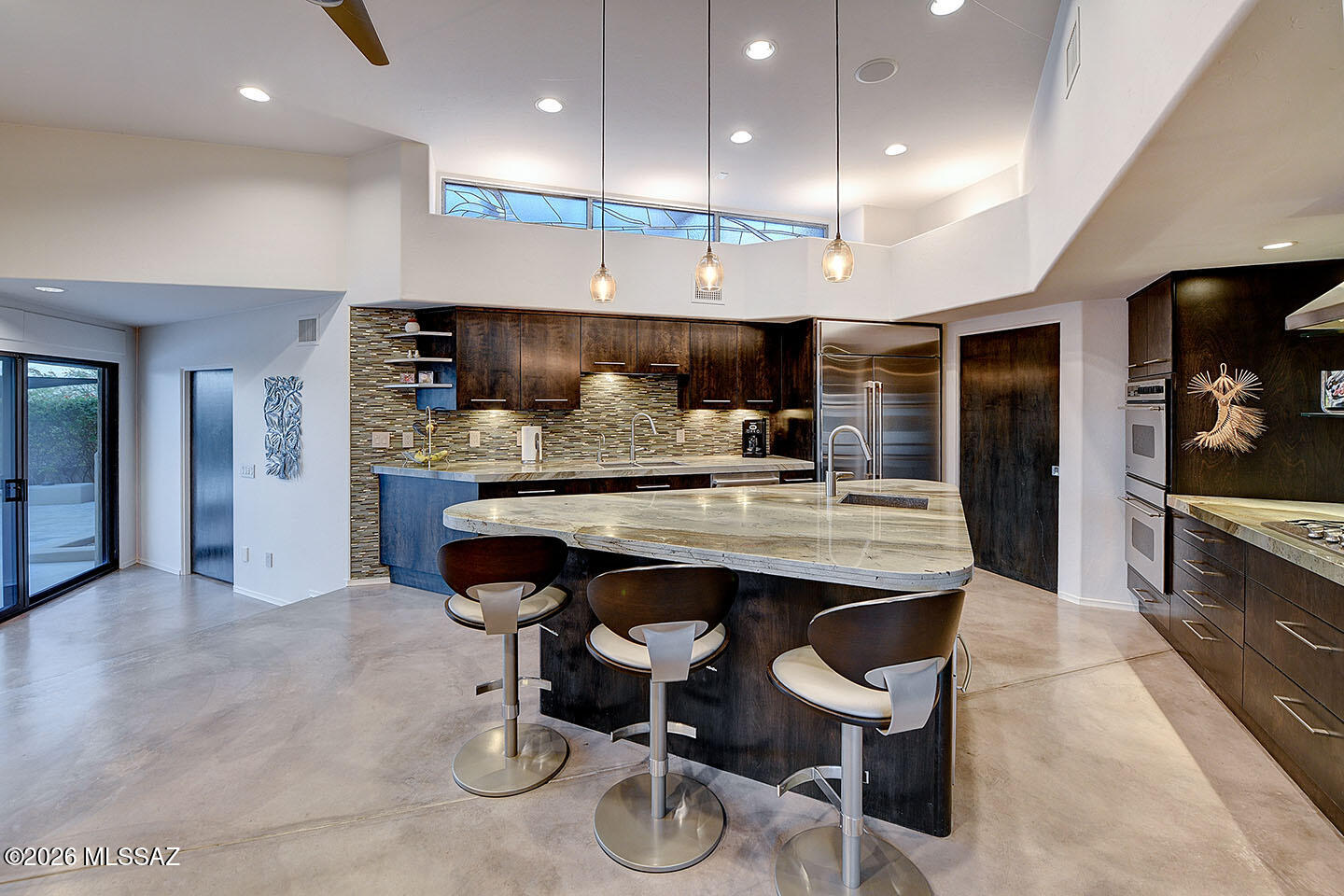 2004 E Desert Garden Drive